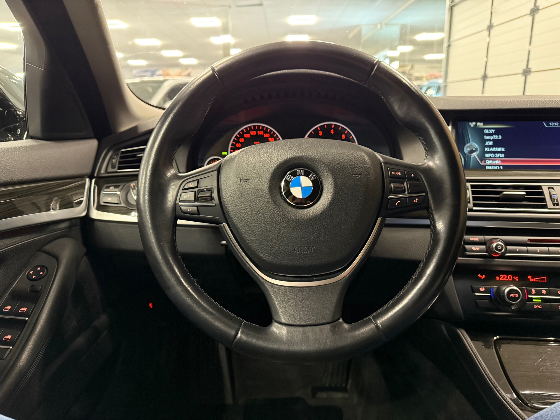 https://www.autokooy.nl//xml/images/48307539-13.JPG