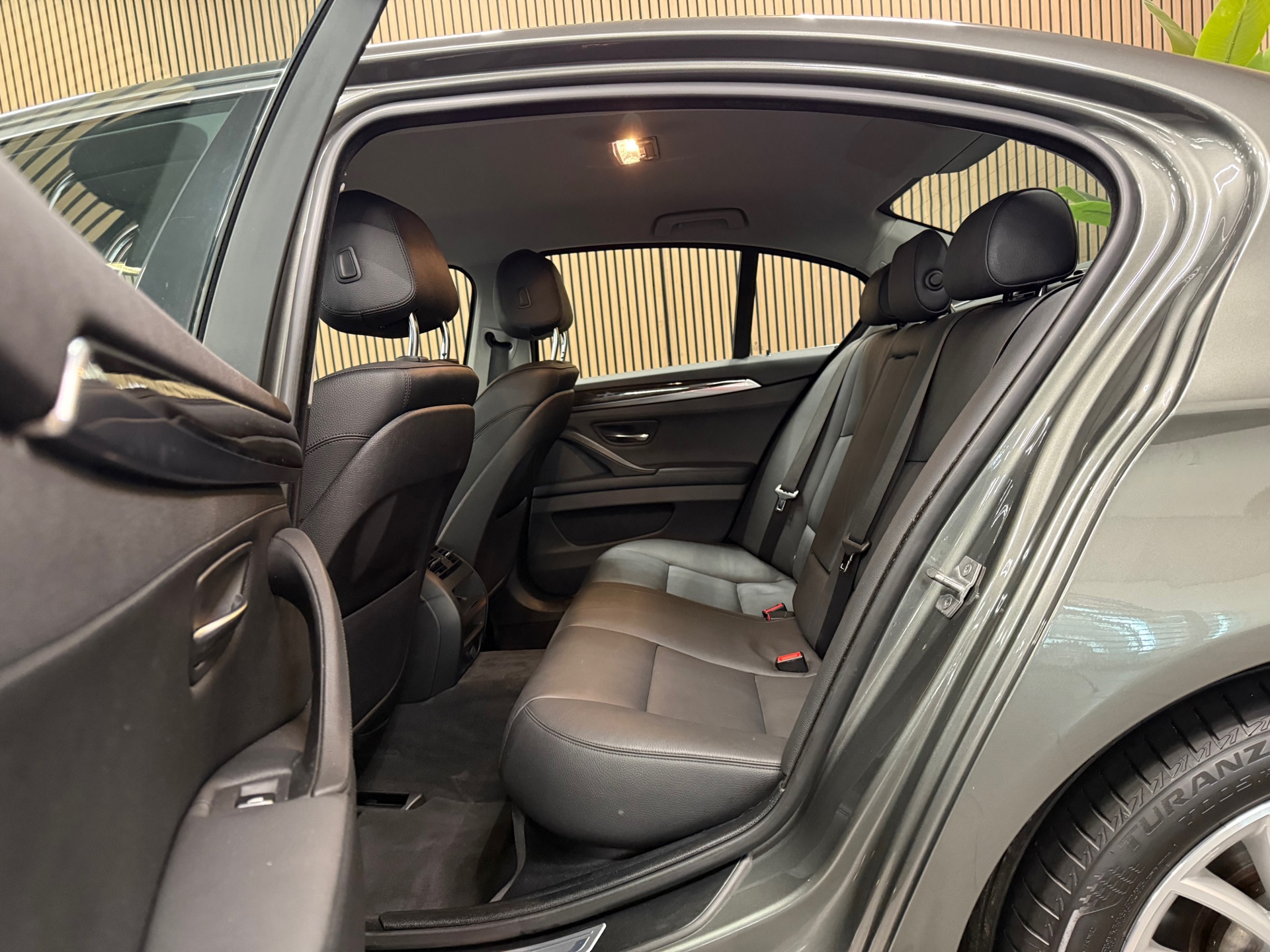 https://www.autokooy.nl//xml/images/48307539-22.JPG