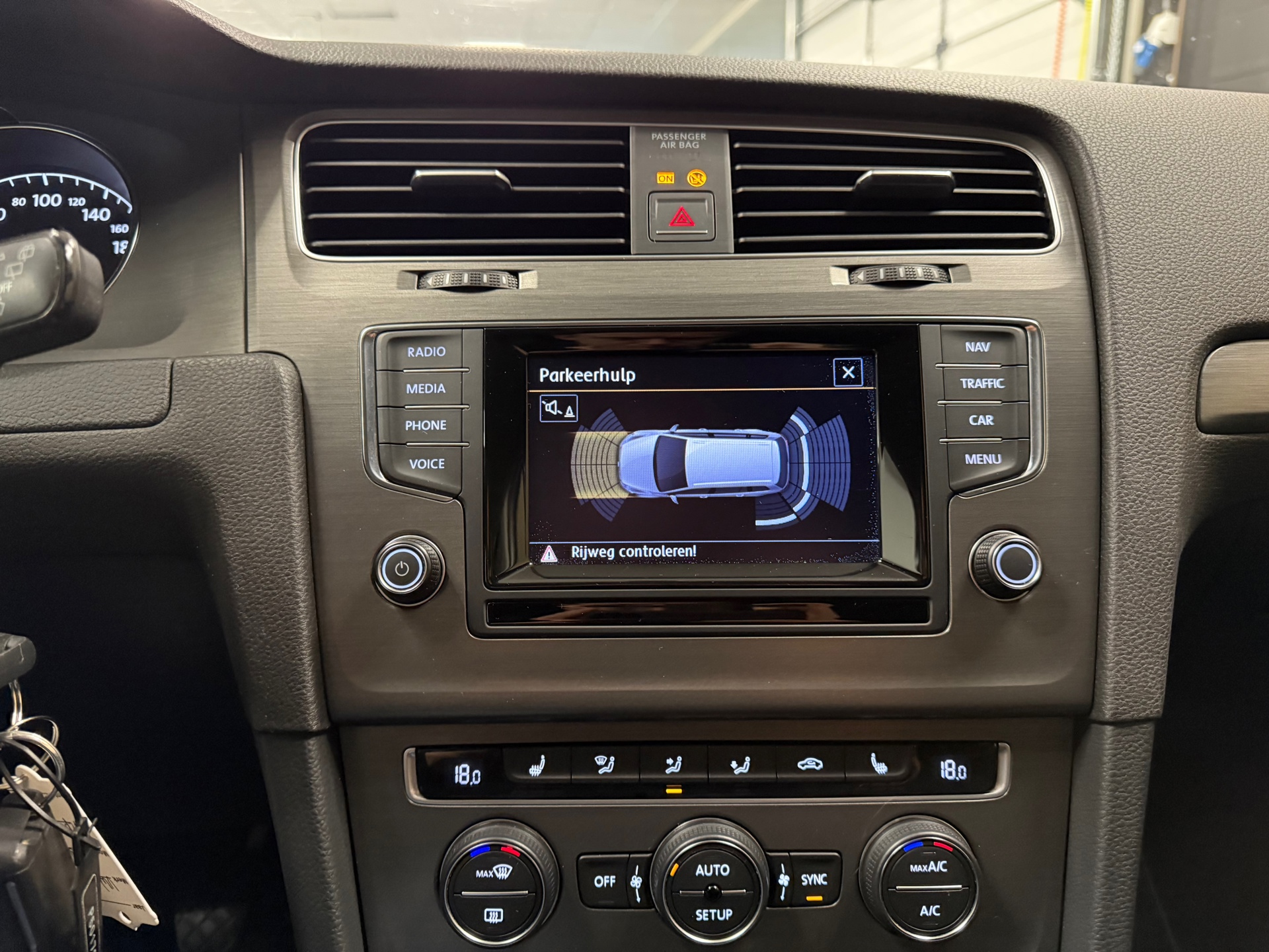 https://www.autokooy.nl//xml/images/48381627-18.JPG
