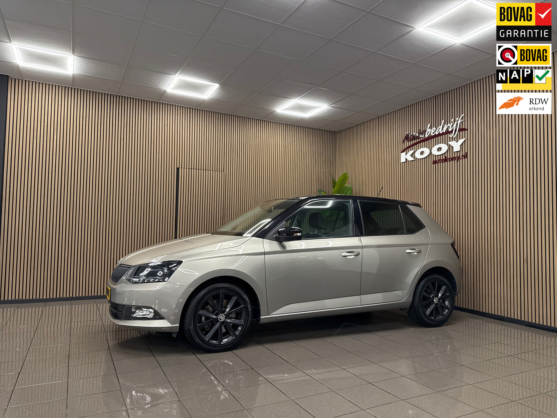 Skoda Fabia 1.2 TSI Style * Automaat / 32.872 km + NAP / Navigatie / NL Auto *