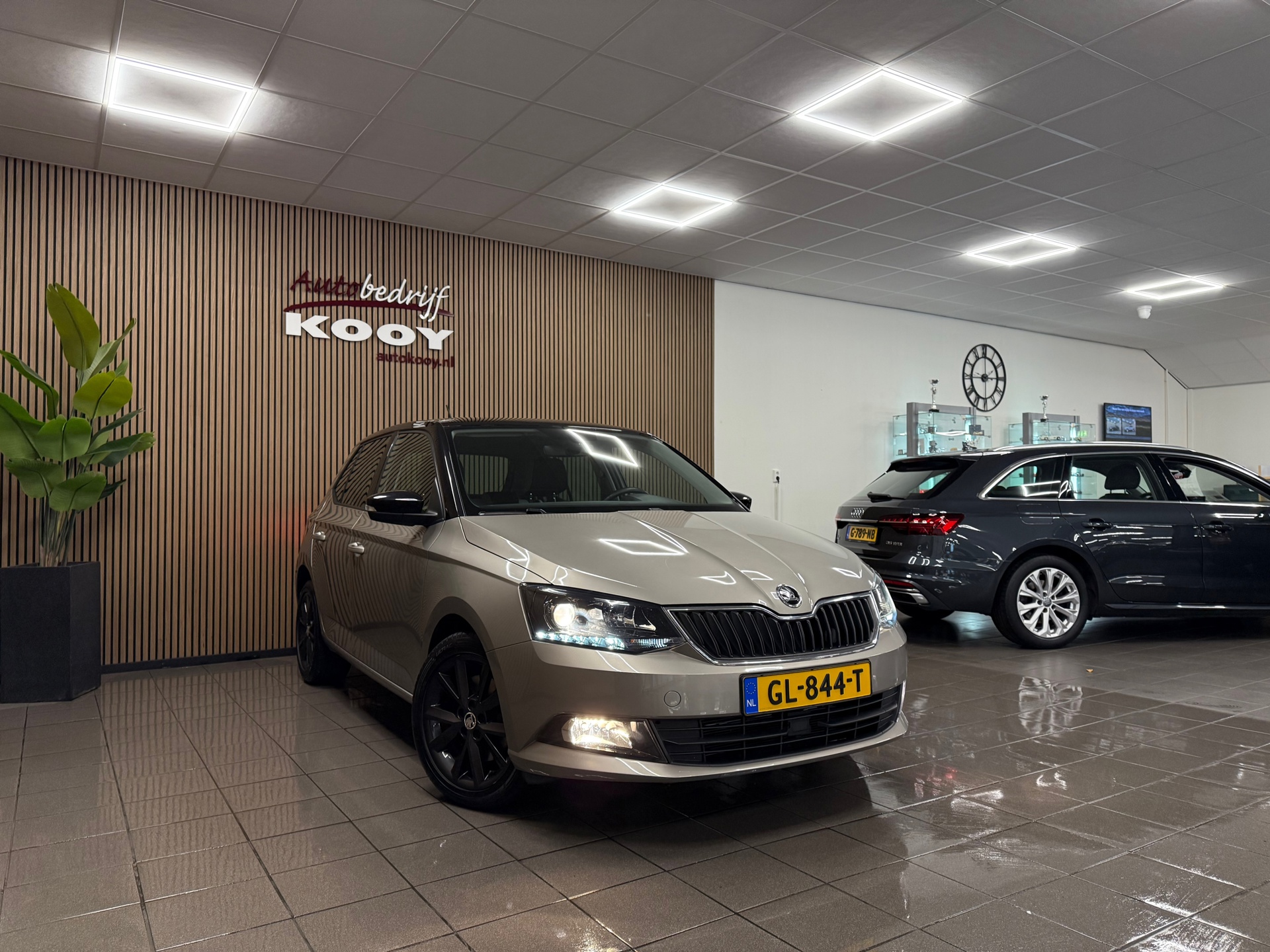 https://www.autokooy.nl//xml/images/48416638-7.JPG