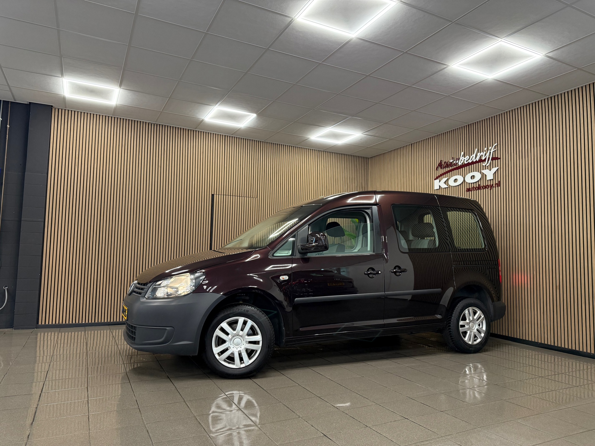 https://www.autokooy.nl//xml/images/48466742-9.JPG