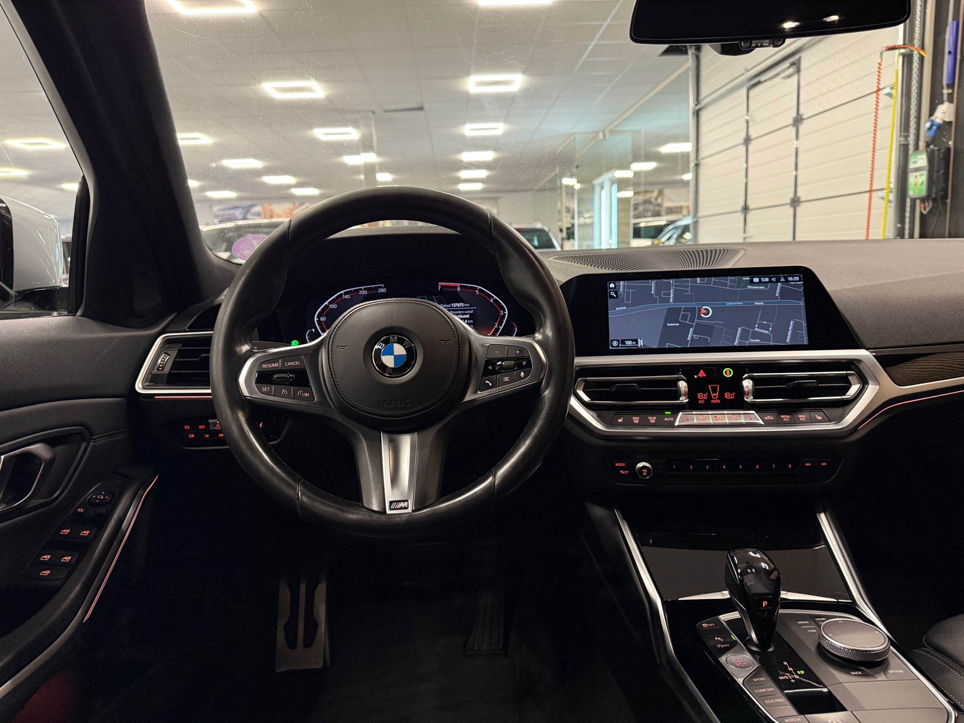 https://www.autokooy.nl//xml/images/48467108-22.JPG