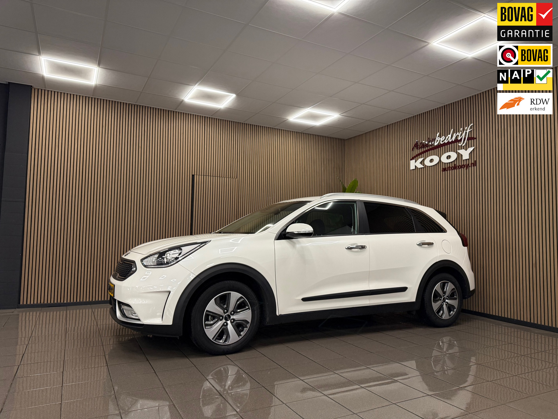 Kia Niro 1.6 GDi Hybrid BusinessLine * Carplay / Stoel-Stuurverwarming / Navigatie / NL Auto *