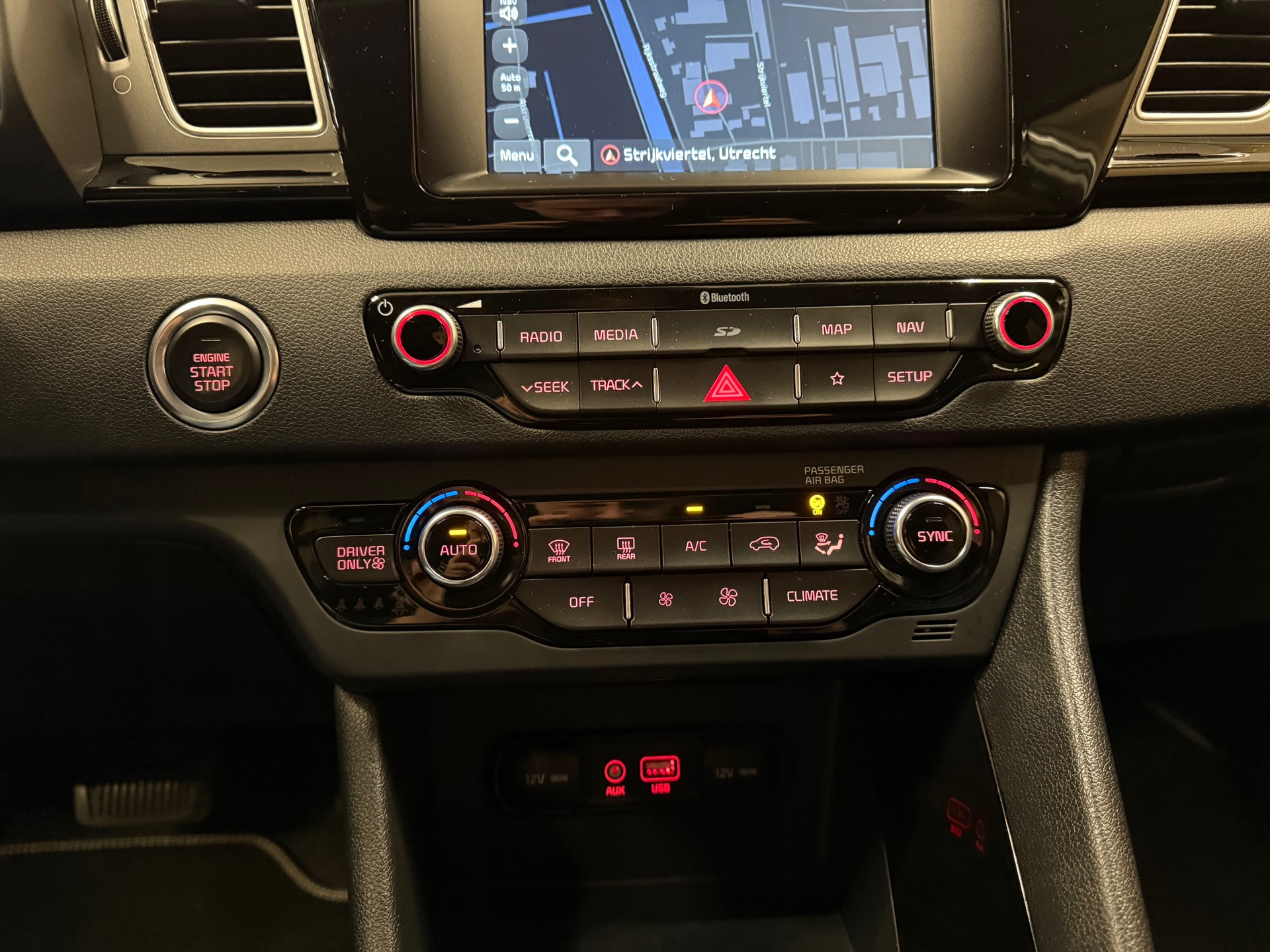 https://www.autokooy.nl//xml/images/48467171-19.JPG