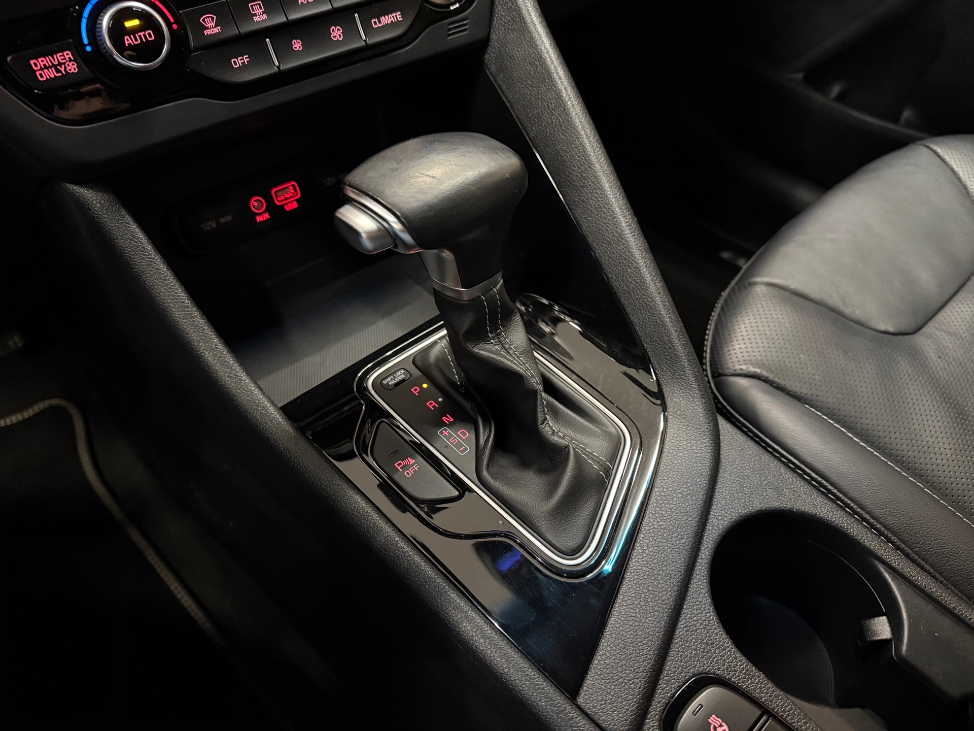 https://www.autokooy.nl//xml/images/48467171-20.JPG