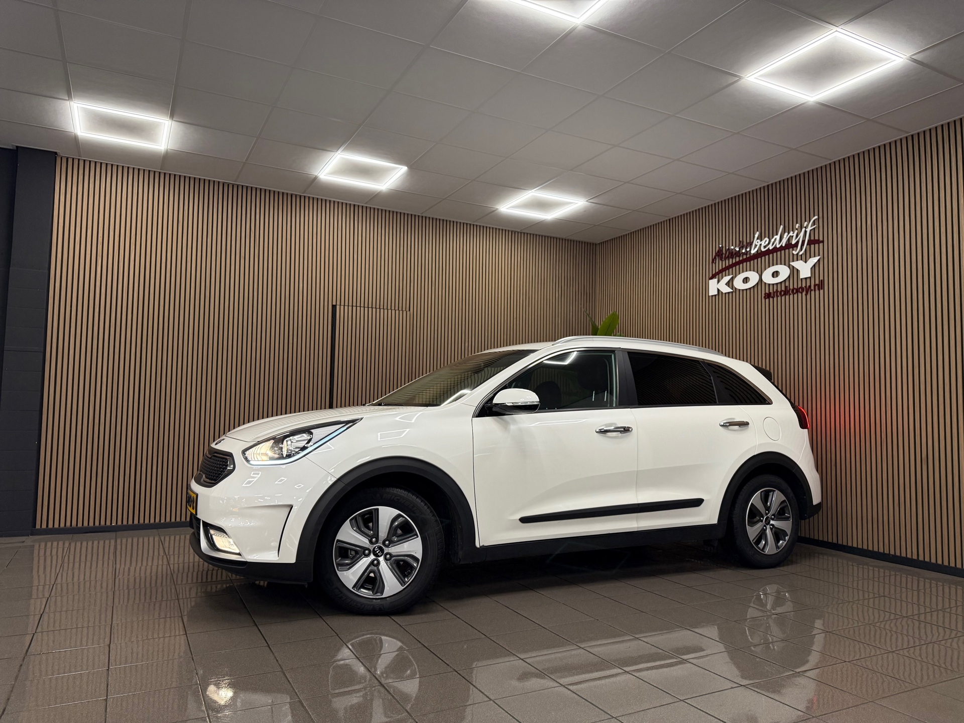 https://www.autokooy.nl//xml/images/48467171-9.JPG