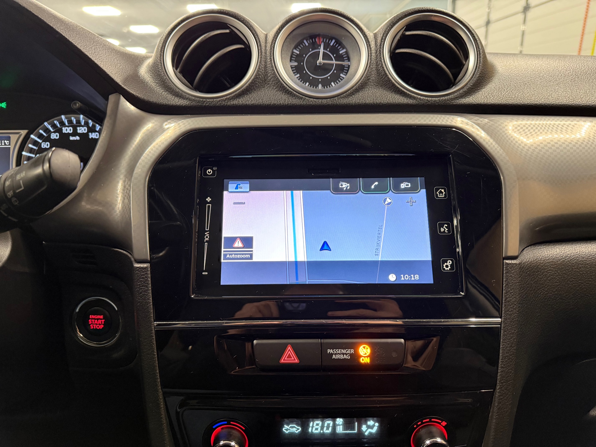 https://www.autokooy.nl//xml/images/48495939-16.JPG