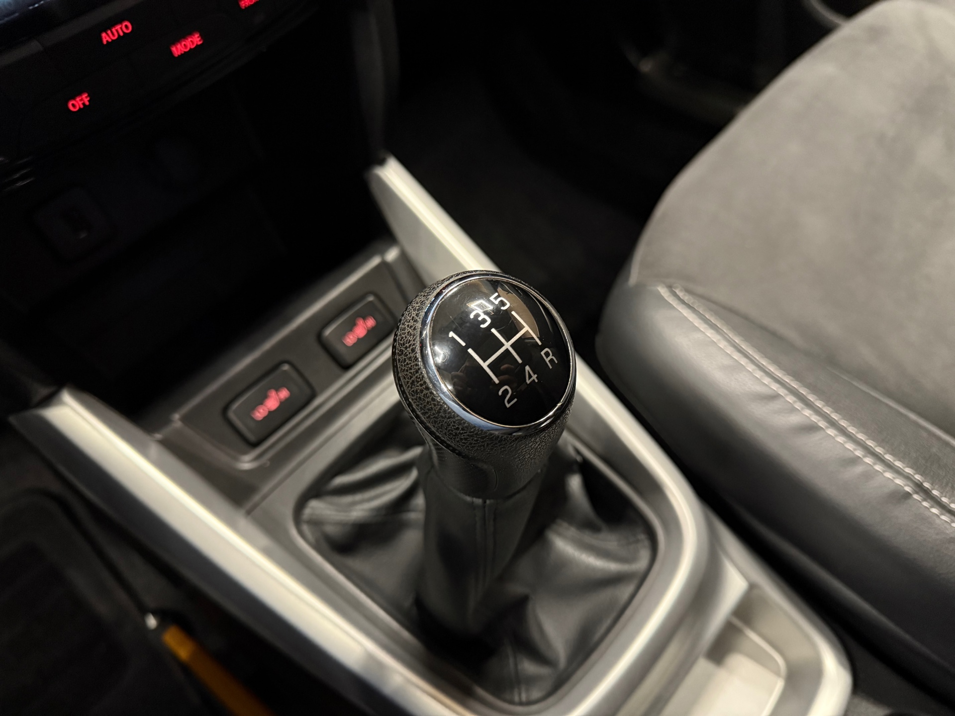 https://www.autokooy.nl//xml/images/48495939-19.JPG
