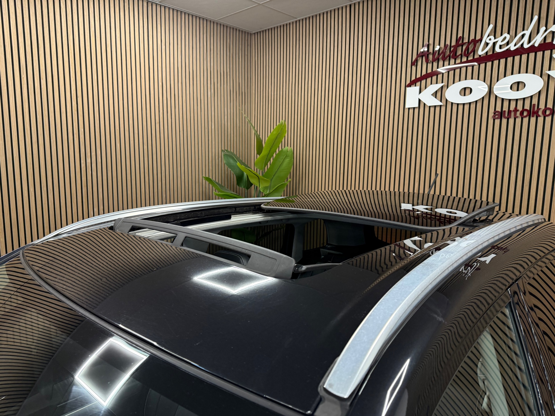 https://www.autokooy.nl//xml/images/48495939-23.JPG