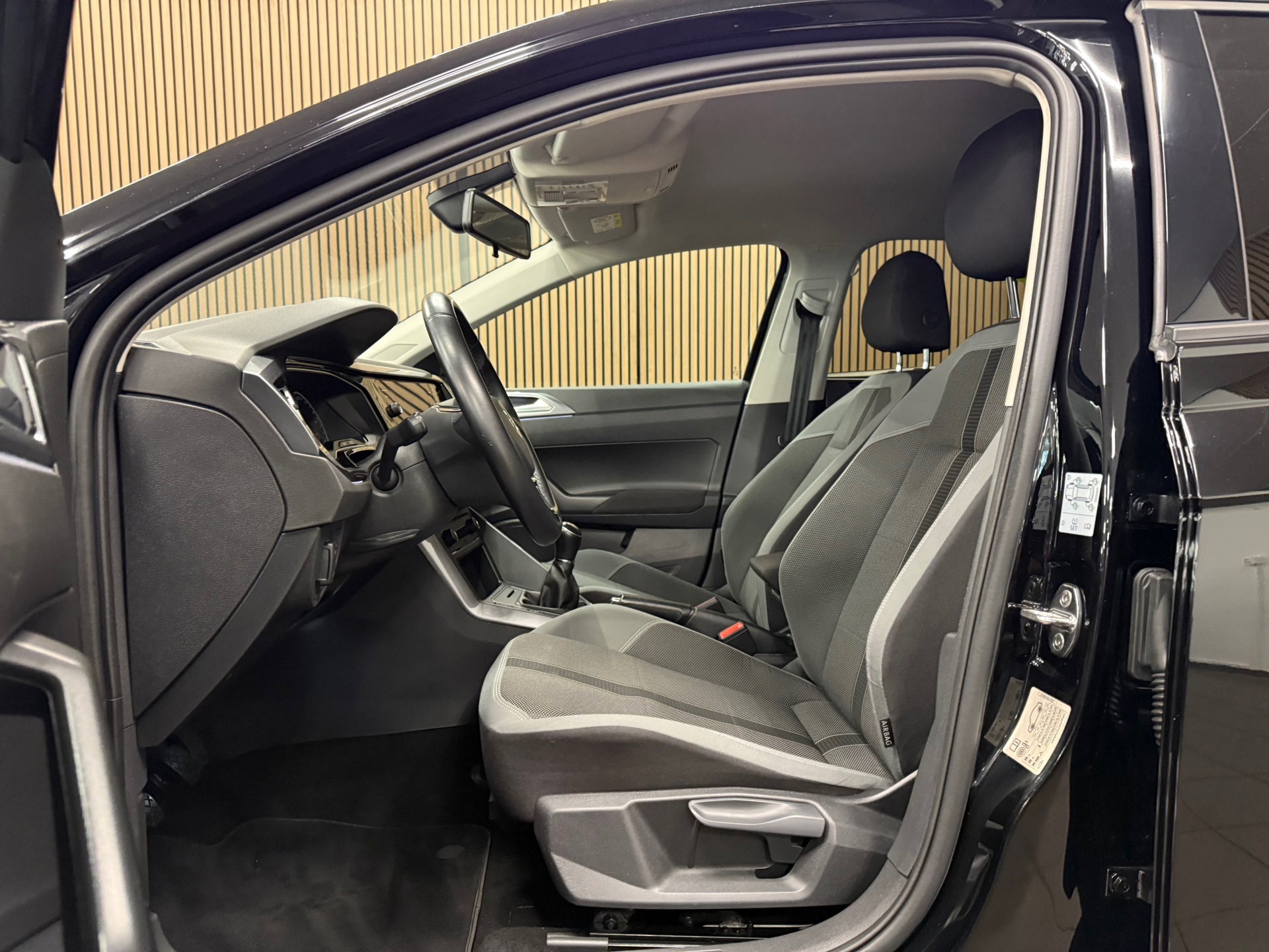 https://www.autokooy.nl//xml/images/48566339-11.JPG