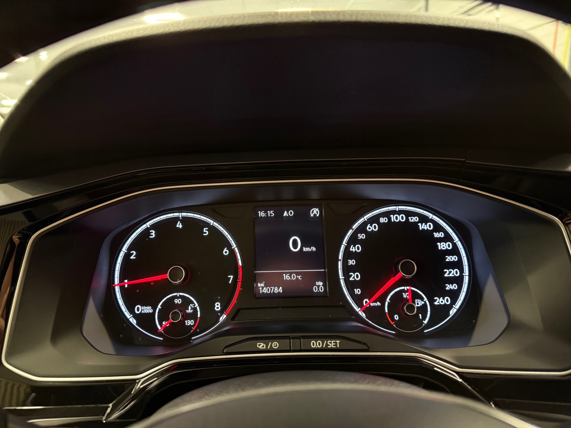 https://www.autokooy.nl//xml/images/48566339-14.JPG