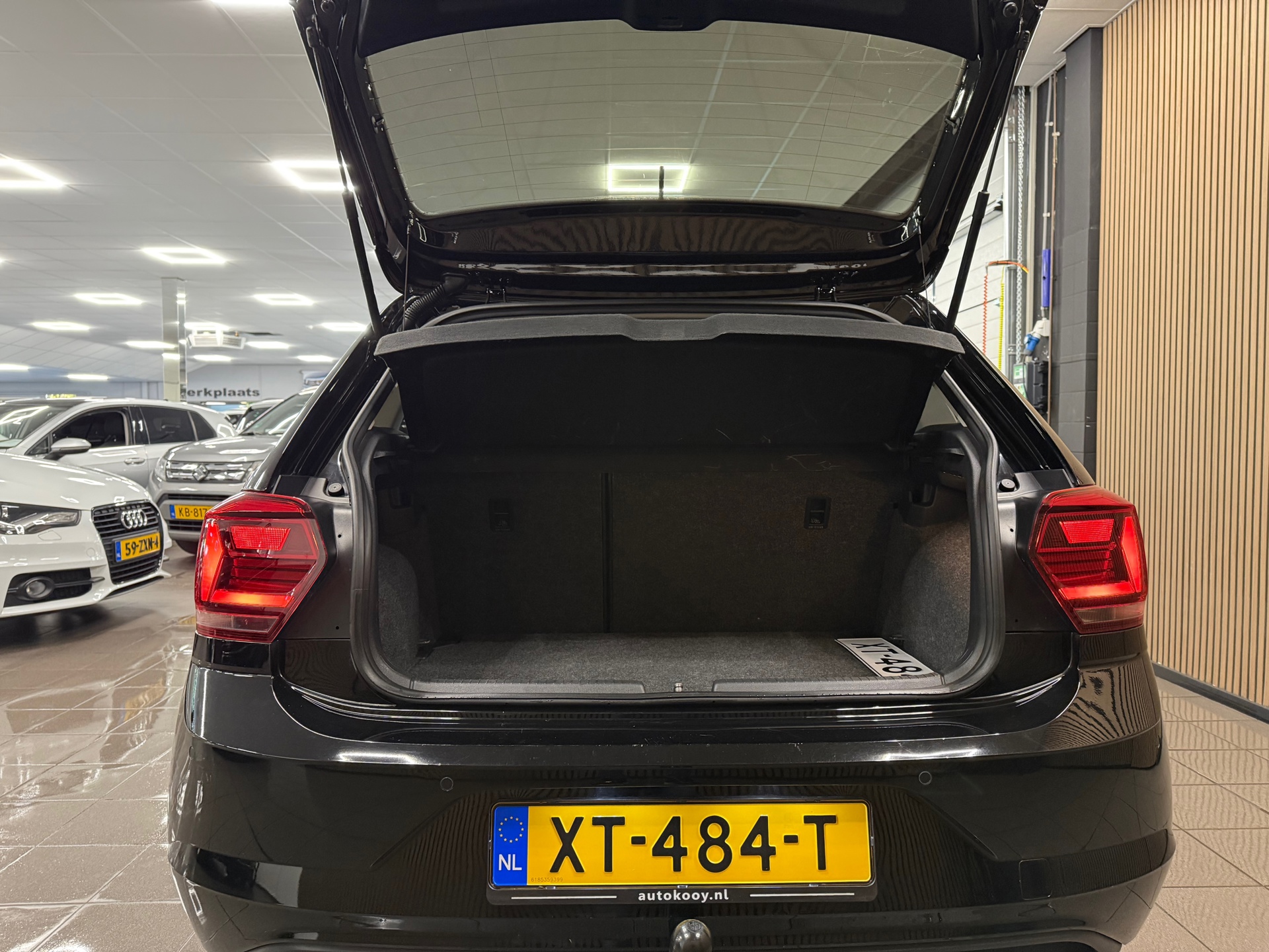 https://www.autokooy.nl//xml/images/48566339-5.JPG