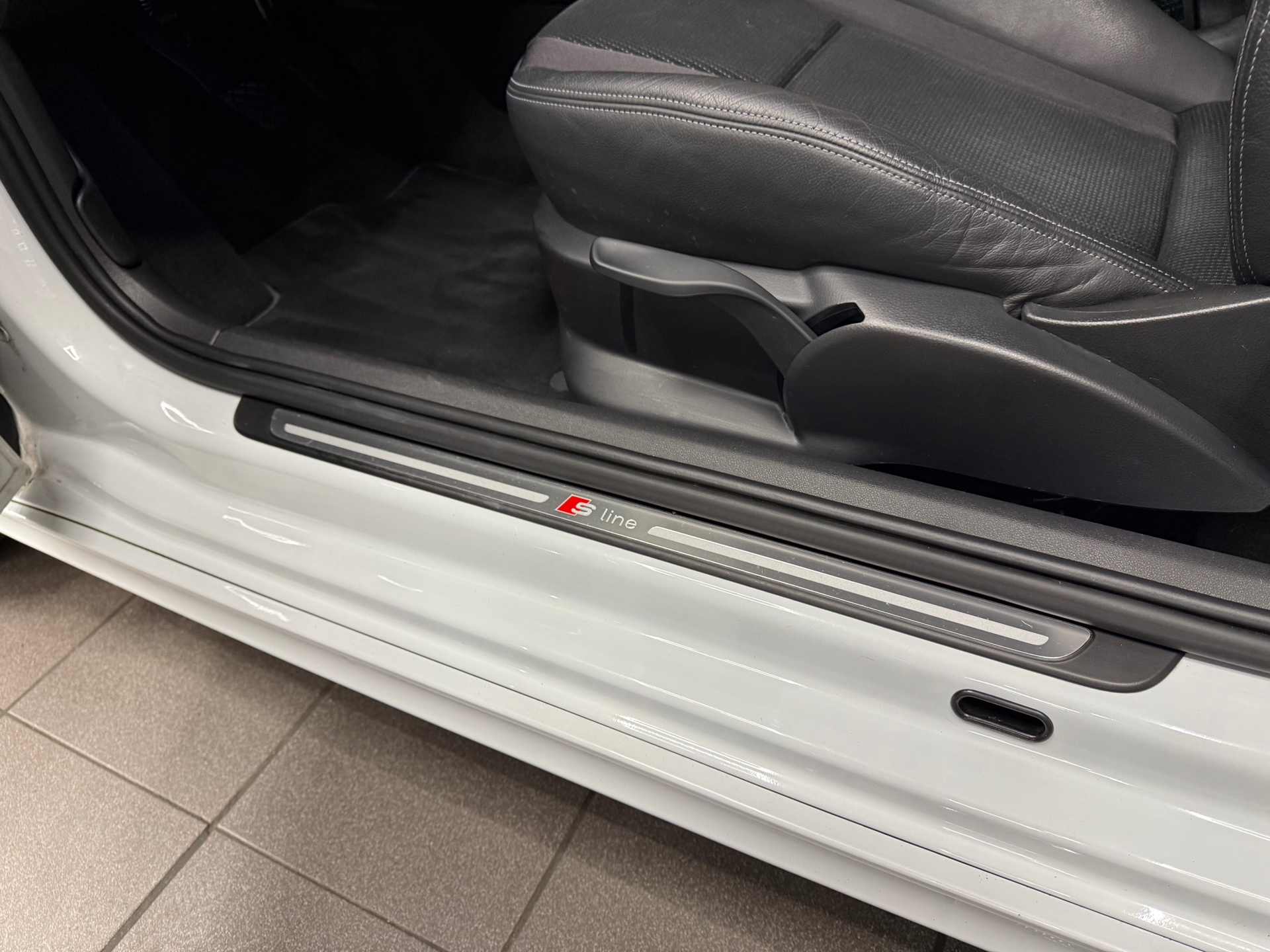 https://www.autokooy.nl//xml/images/48566893-12.JPG