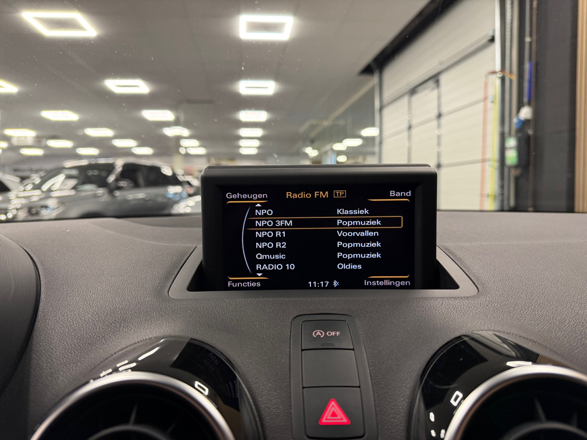 https://www.autokooy.nl//xml/images/48566893-17.JPG