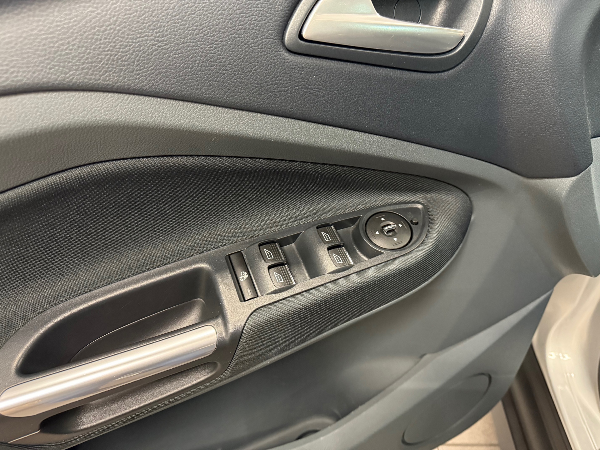 https://www.autokooy.nl//xml/images/48567124-10.JPG