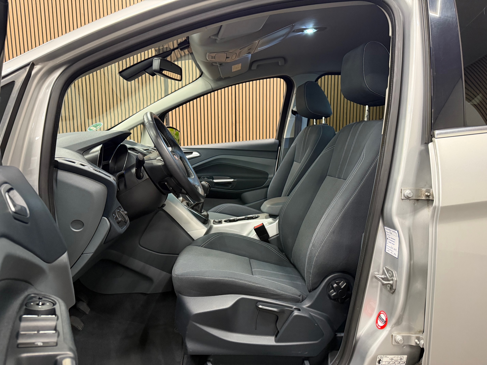 https://www.autokooy.nl//xml/images/48567124-11.JPG