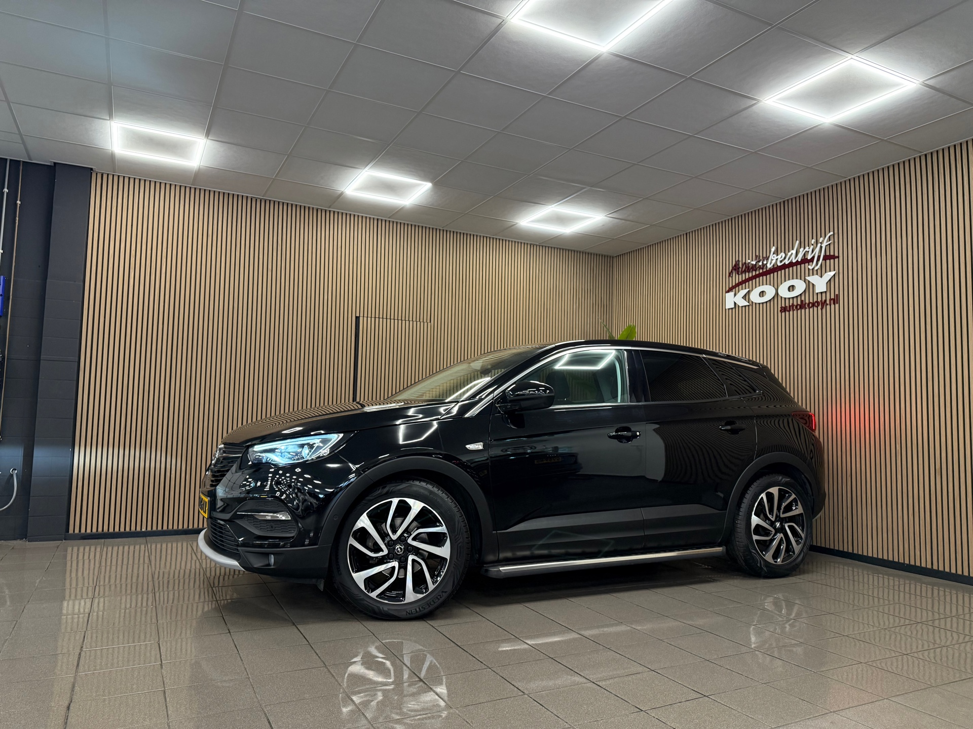 https://www.autokooy.nl//xml/images/48595249-10.JPG