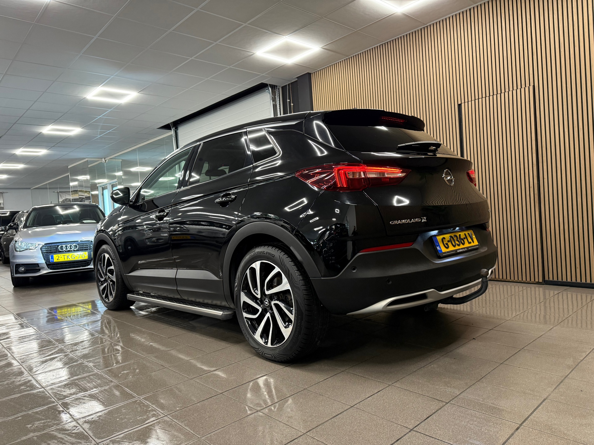 https://www.autokooy.nl//xml/images/48595249-3.JPG