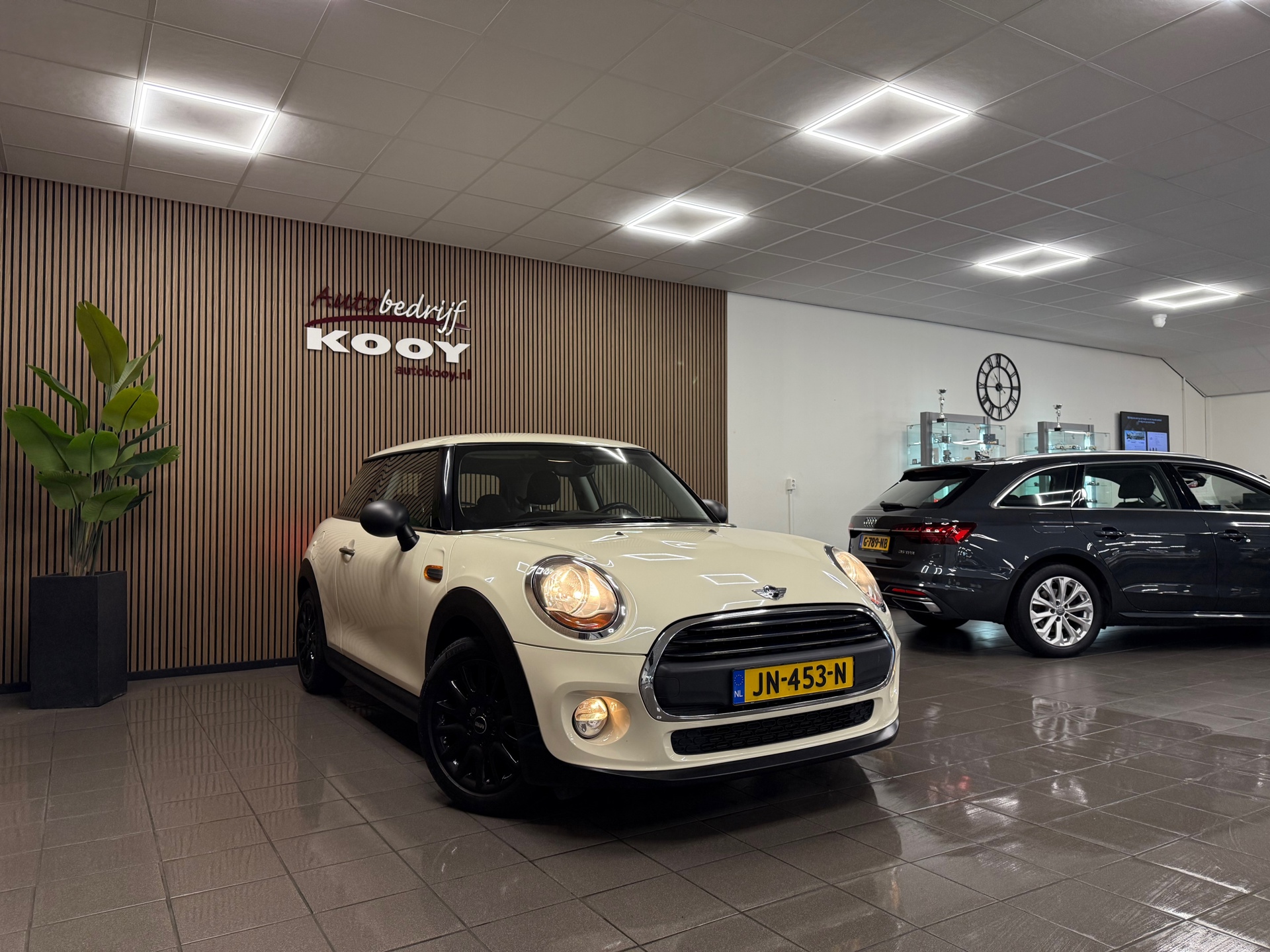 https://www.autokooy.nl//xml/images/48627051-7.JPG