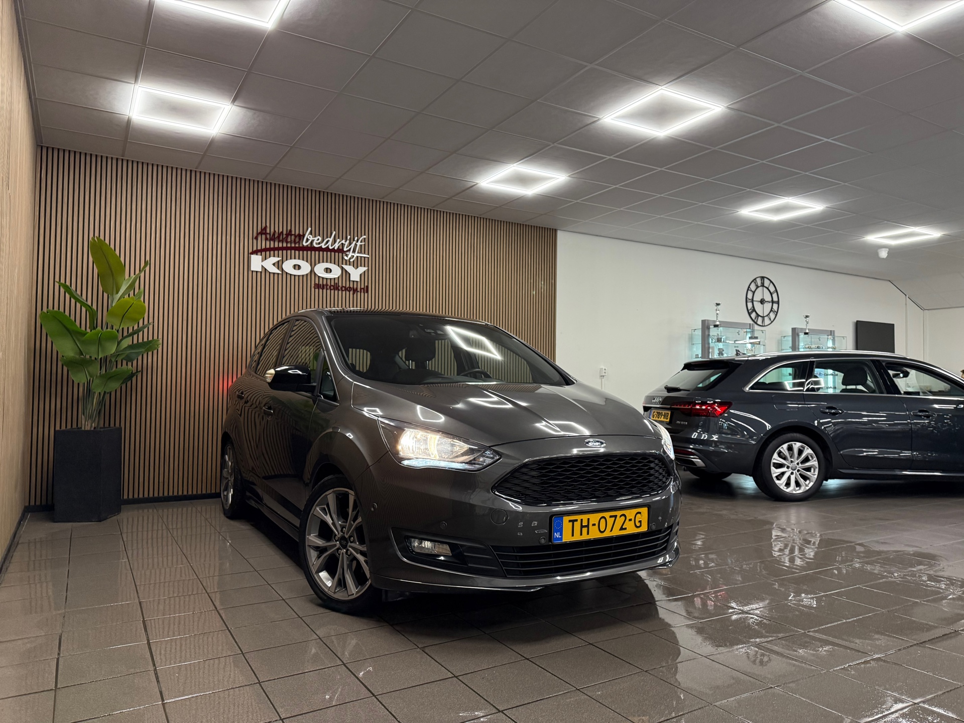 https://www.autokooy.nl//xml/images/48725756-7.JPG