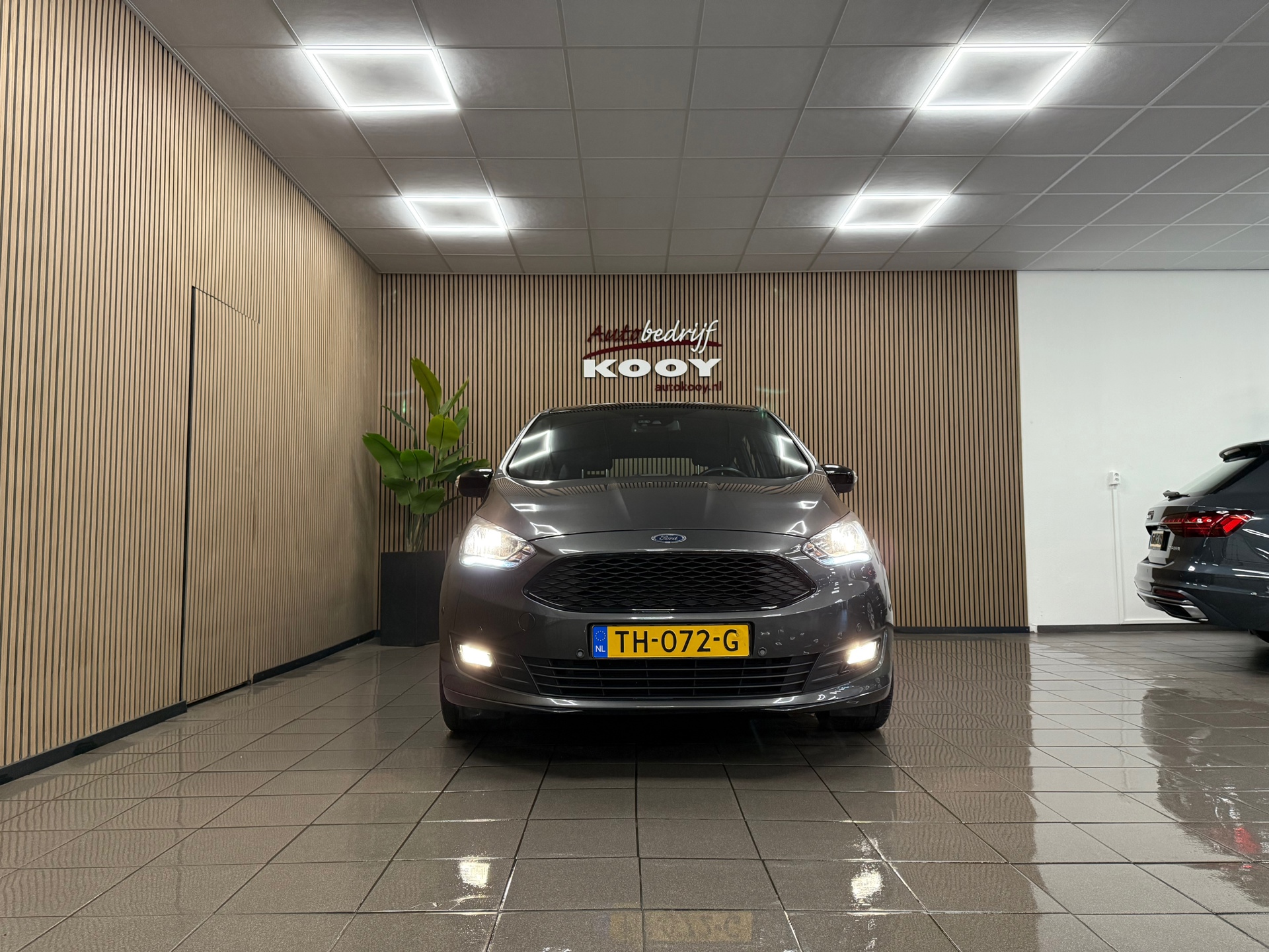 https://www.autokooy.nl//xml/images/48725756-8.JPG