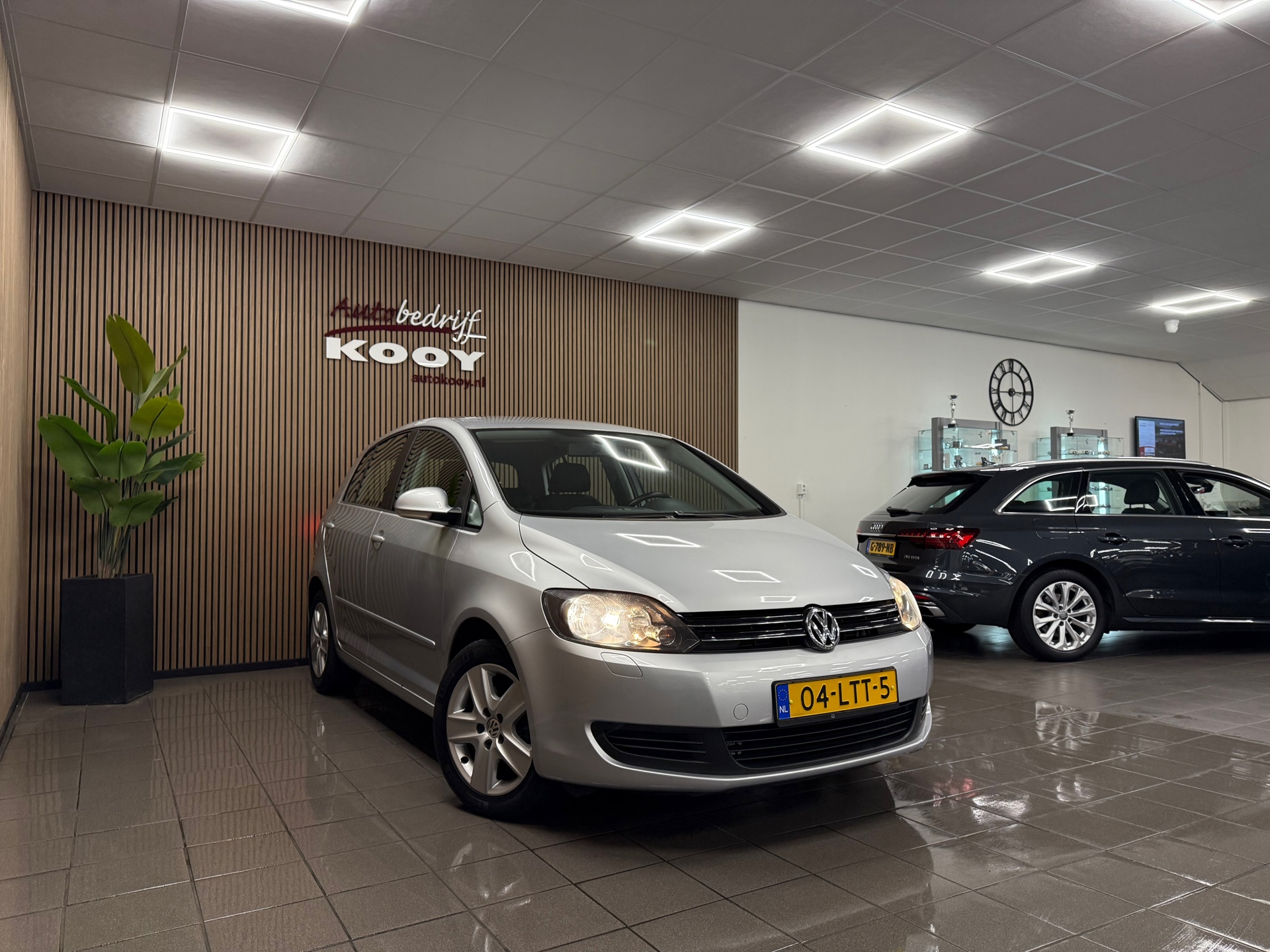 https://www.autokooy.nl//xml/images/48886827-7.JPG