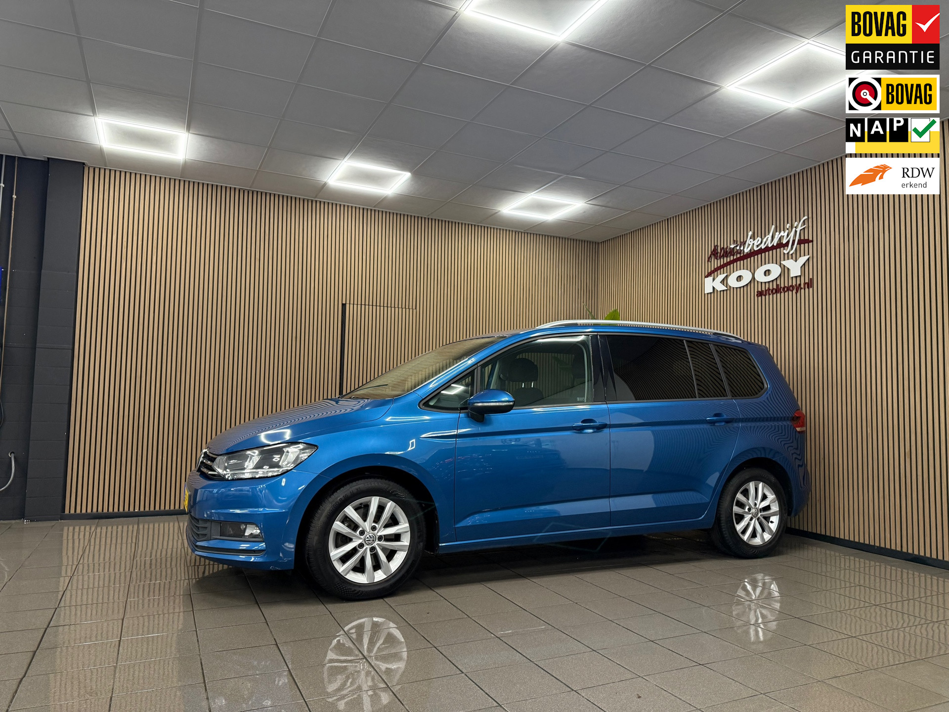 Volkswagen Touran 1.4 TSI Comfortline Business * 7 Persoons / 1e Eig / Navigatie / Camera / NL Auto *