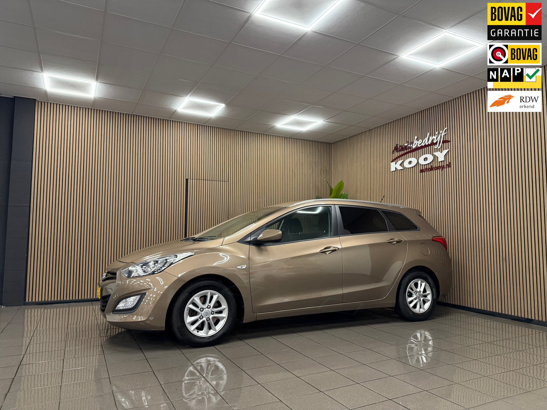 Hyundai I30 Wagon 1.6 GDI i-Motion * Trekhaak / Cruise control / LM Velgen / NL Auto *