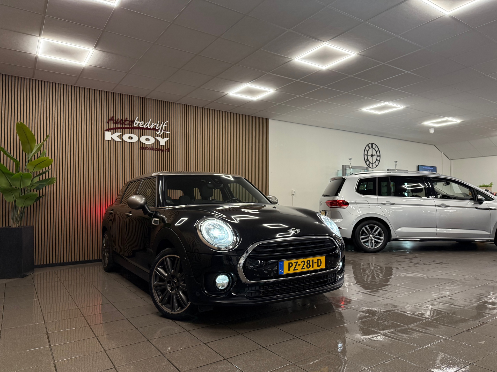 https://www.autokooy.nl//xml/images/49515156-7.JPG