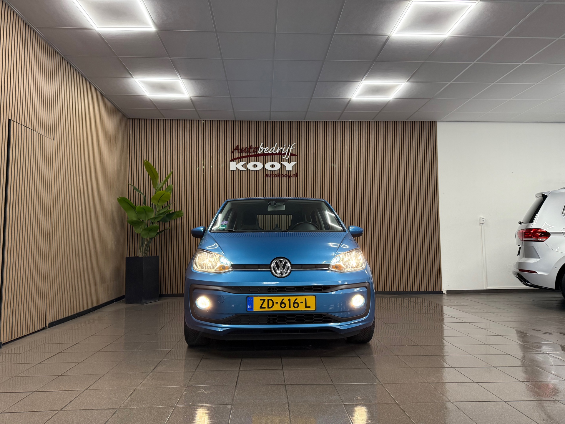 https://www.autokooy.nl//xml/images/49653773-8.JPG