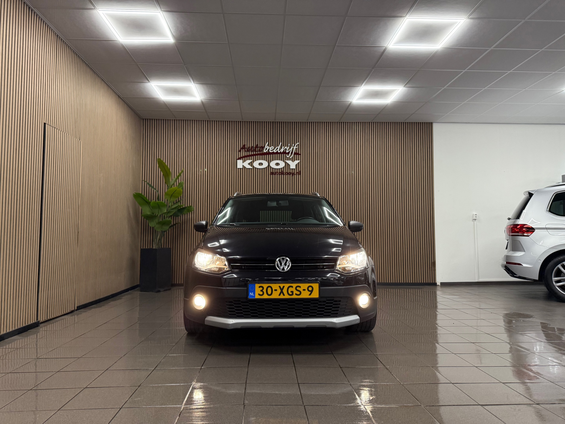 https://www.autokooy.nl//xml/images/49727101-9.JPG