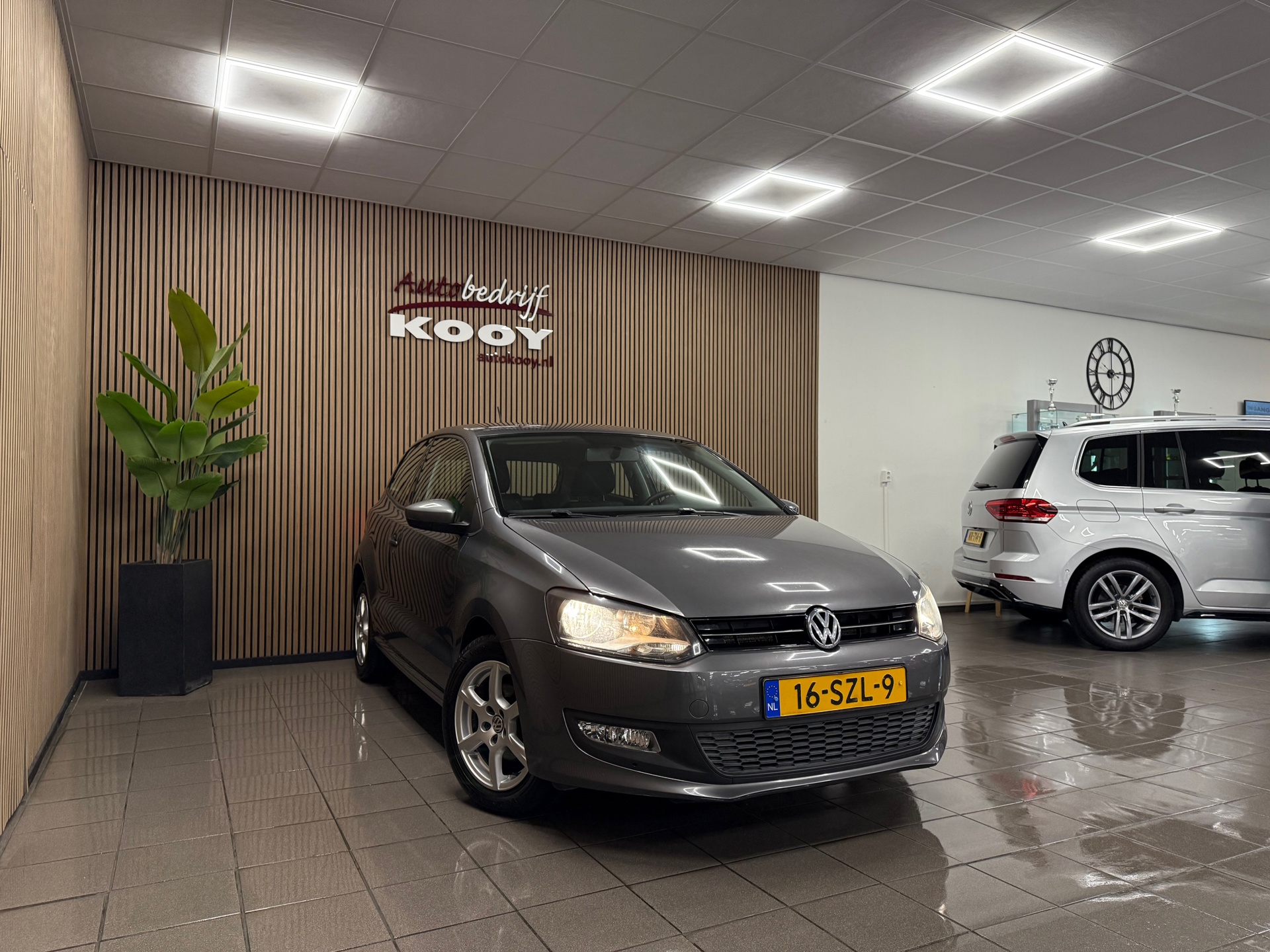 https://www.autokooy.nl//xml/images/49971619-7.JPG
