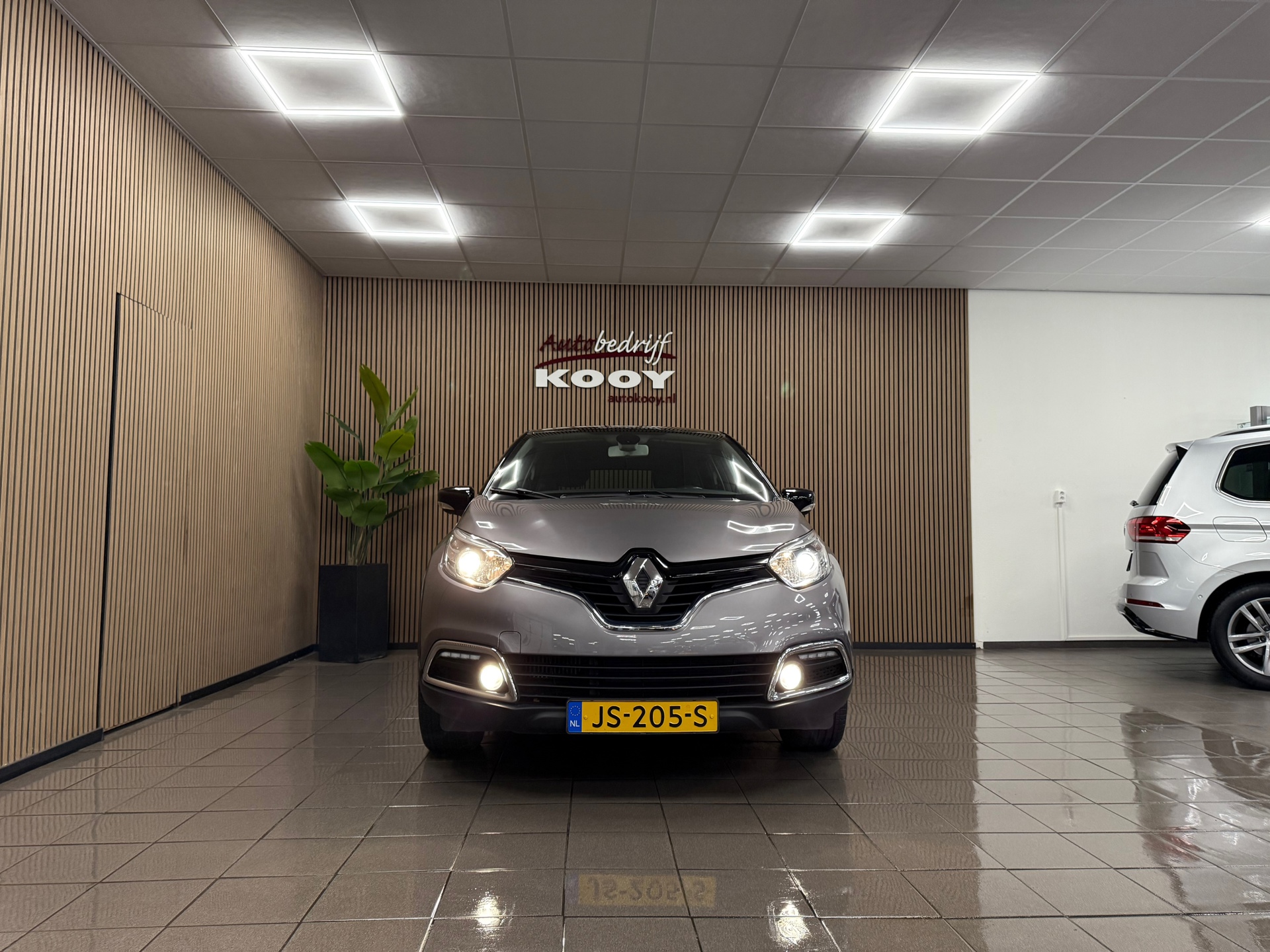 https://www.autokooy.nl//xml/images/49998225-8.JPG