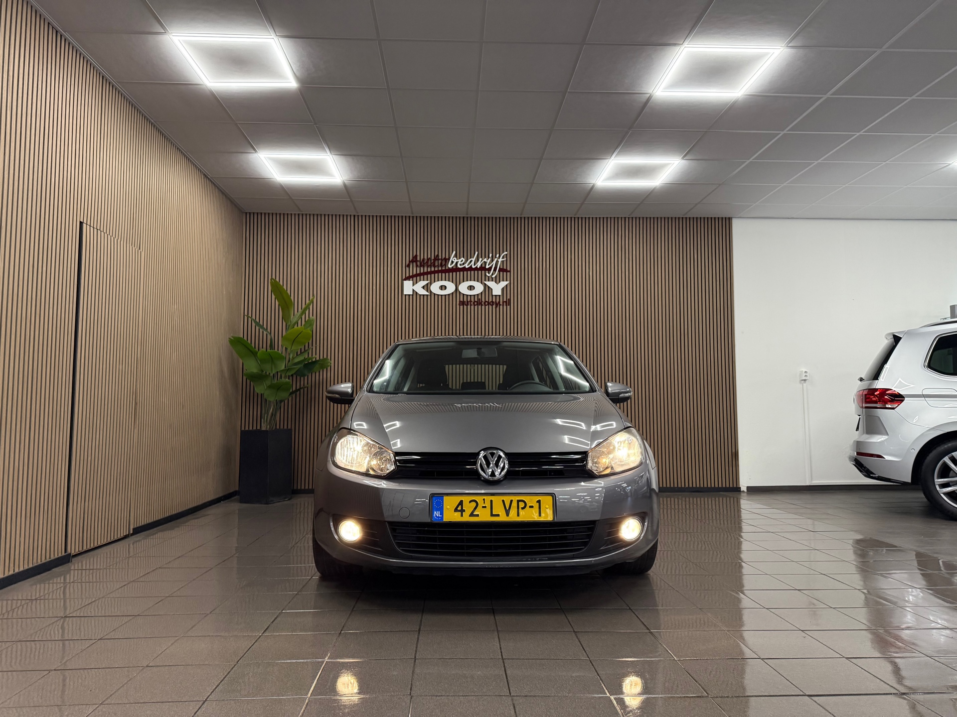 https://www.autokooy.nl//xml/images/50117227-8.JPG