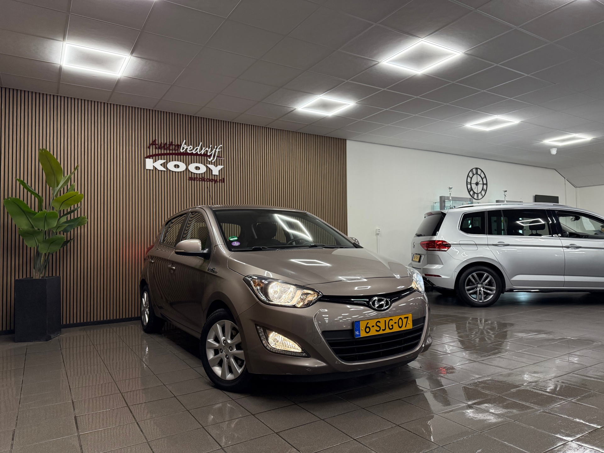 https://www.autokooy.nl//xml/images/50351250-7.JPG