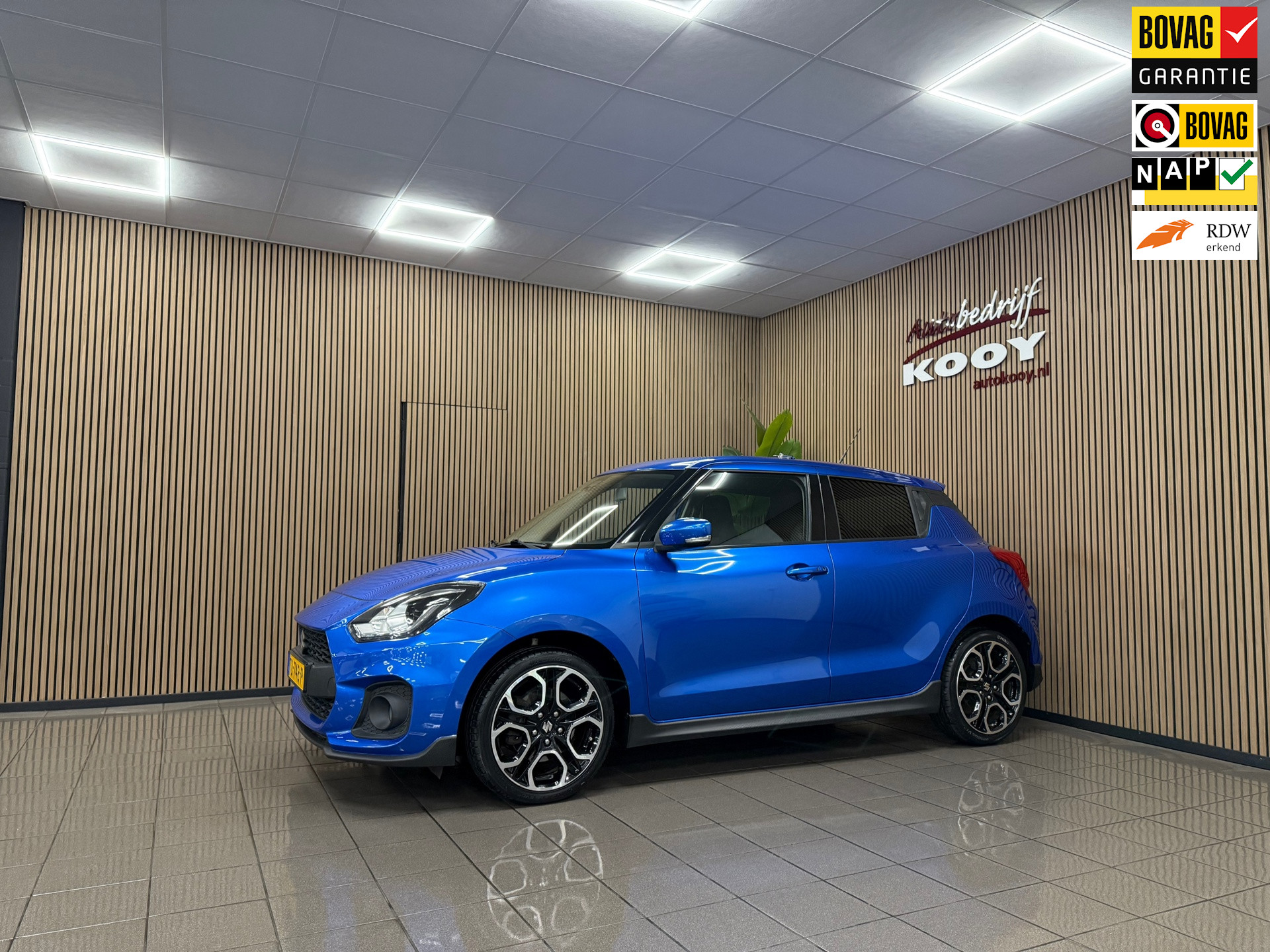 Suzuki Swift 1.4 Sport * Navigatie / LED / Camera / Stoelverwarming / NL Auto *