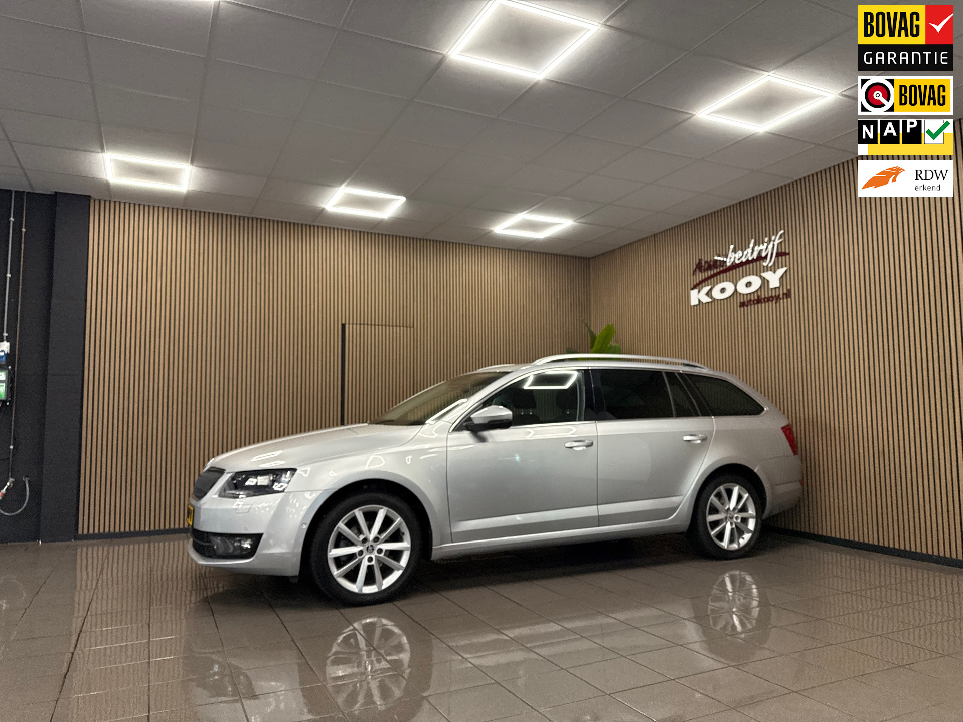 Skoda Octavia Combi 1.2 TSI Greentech Style Businessline * 1e Eig / Navigatie / Cruise control / NL Auto *