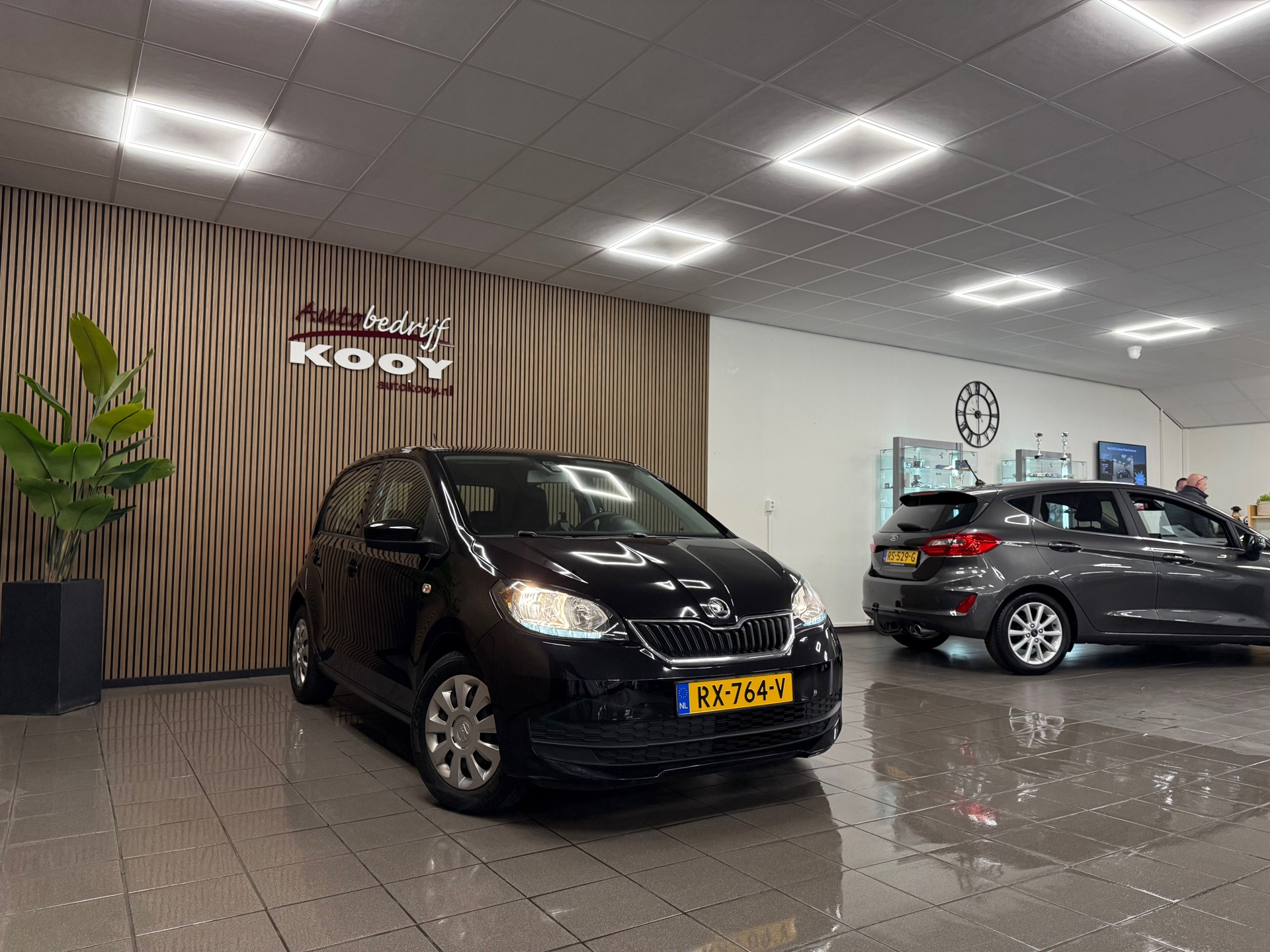 https://www.autokooy.nl//xml/images/52597459-7.JPG