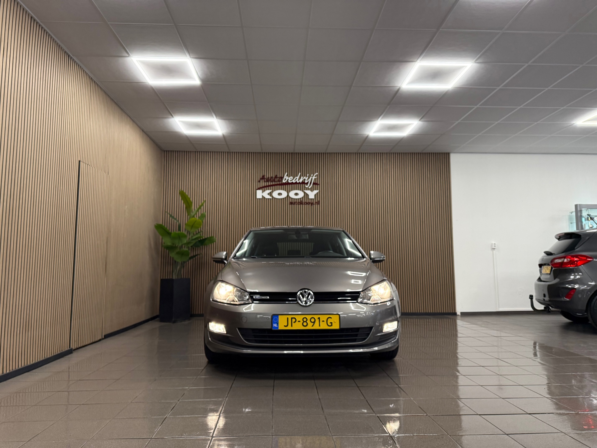 https://www.autokooy.nl//xml/images/52597551-8.JPG