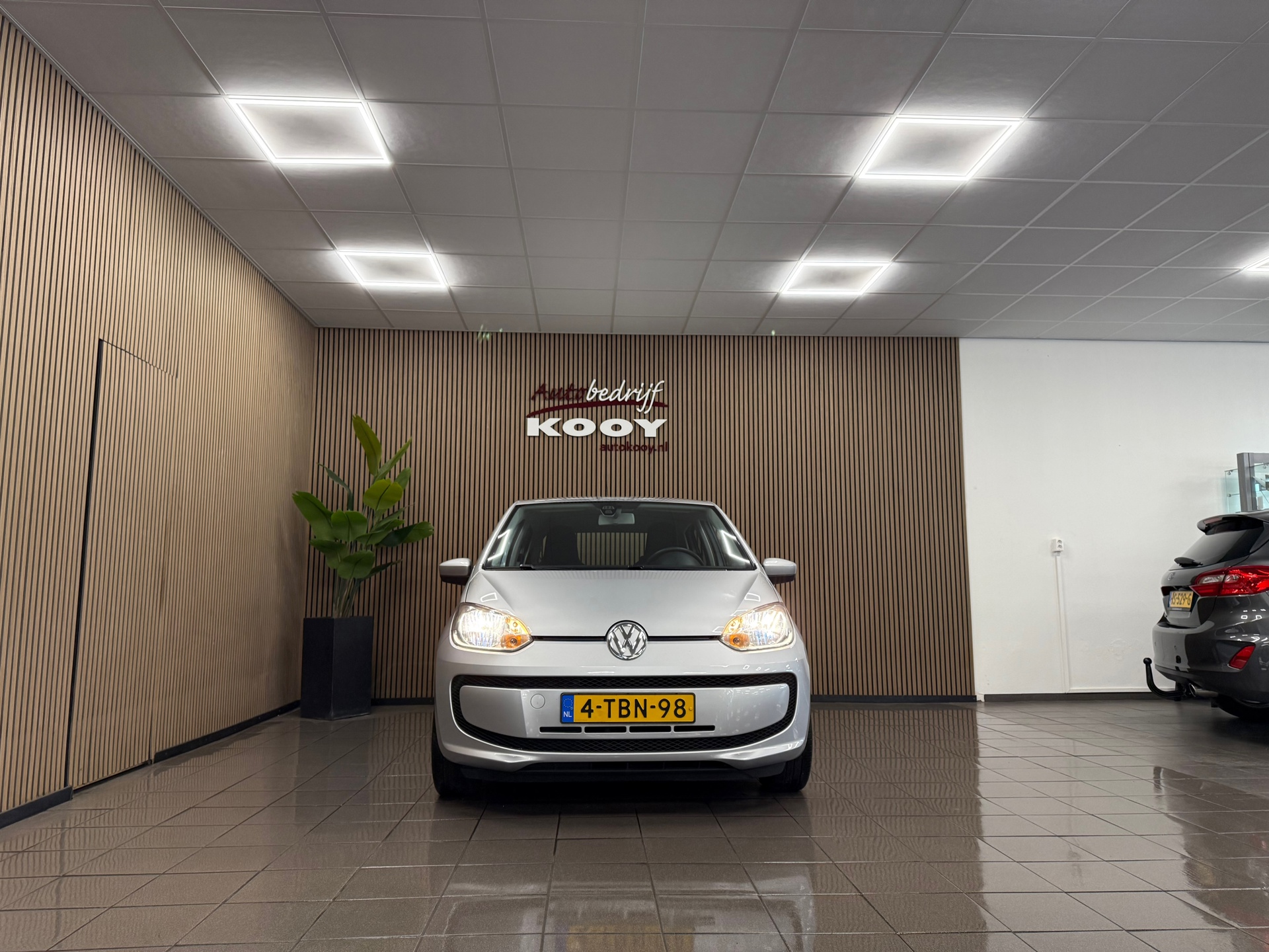 https://www.autokooy.nl//xml/images/52772654-8.JPG