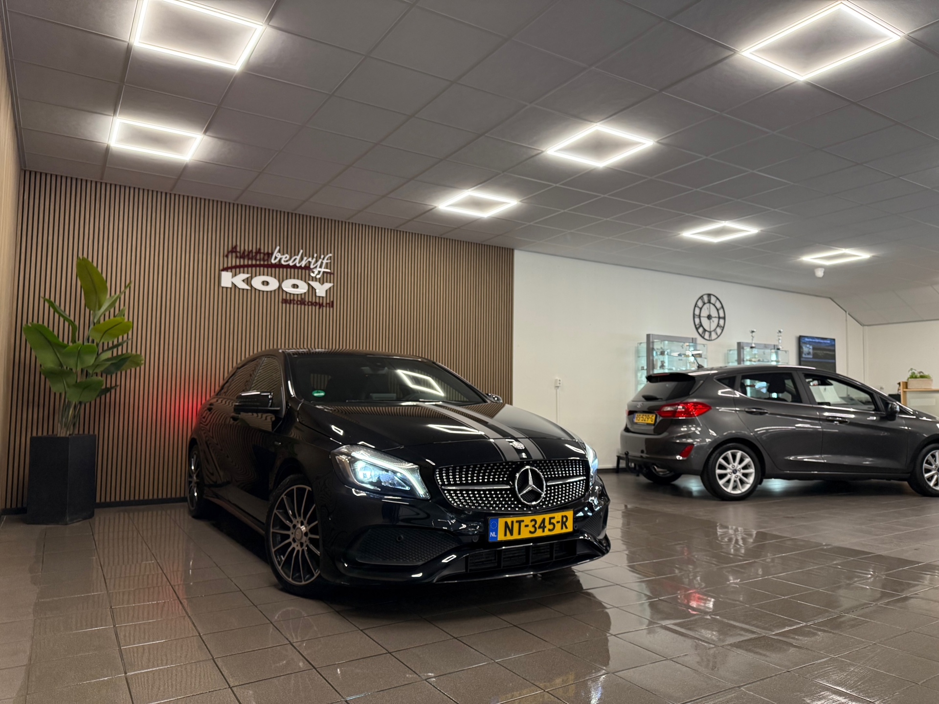 https://www.autokooy.nl//xml/images/52887015-7.JPG