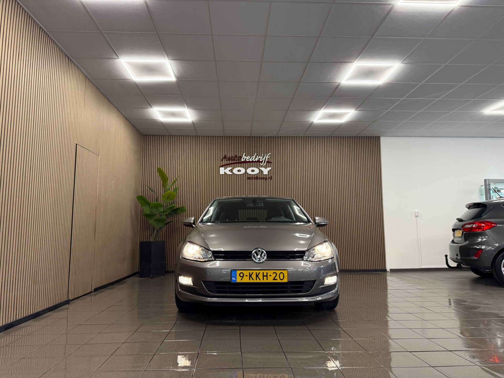 https://www.autokooy.nl//xml/images/53023082-9.JPG