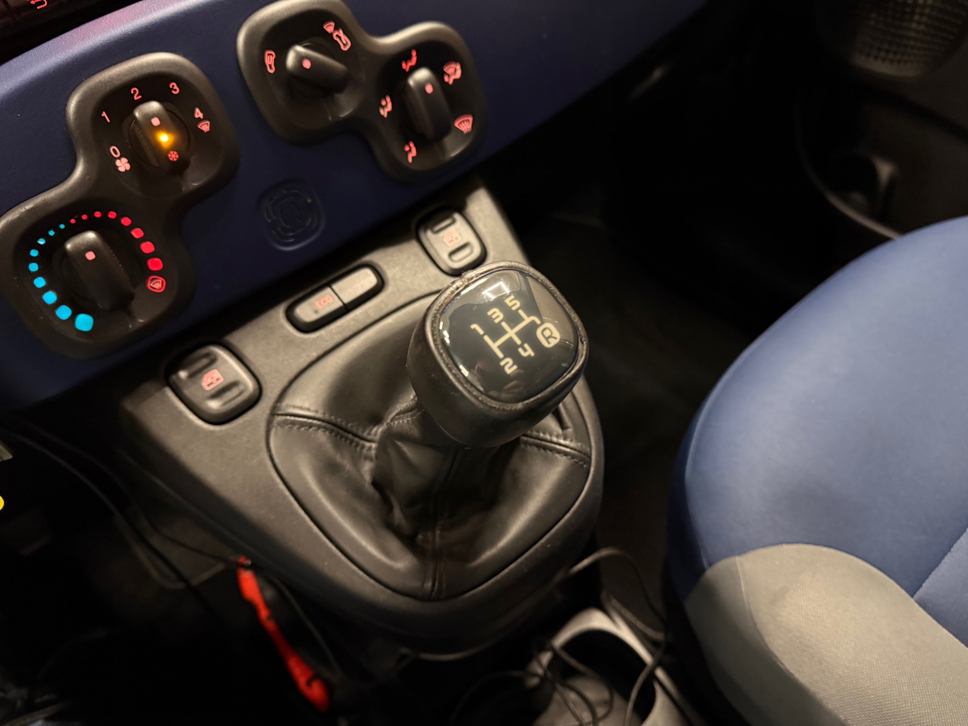 https://www.autokooy.nl//xml/images/53218482-18.JPG
