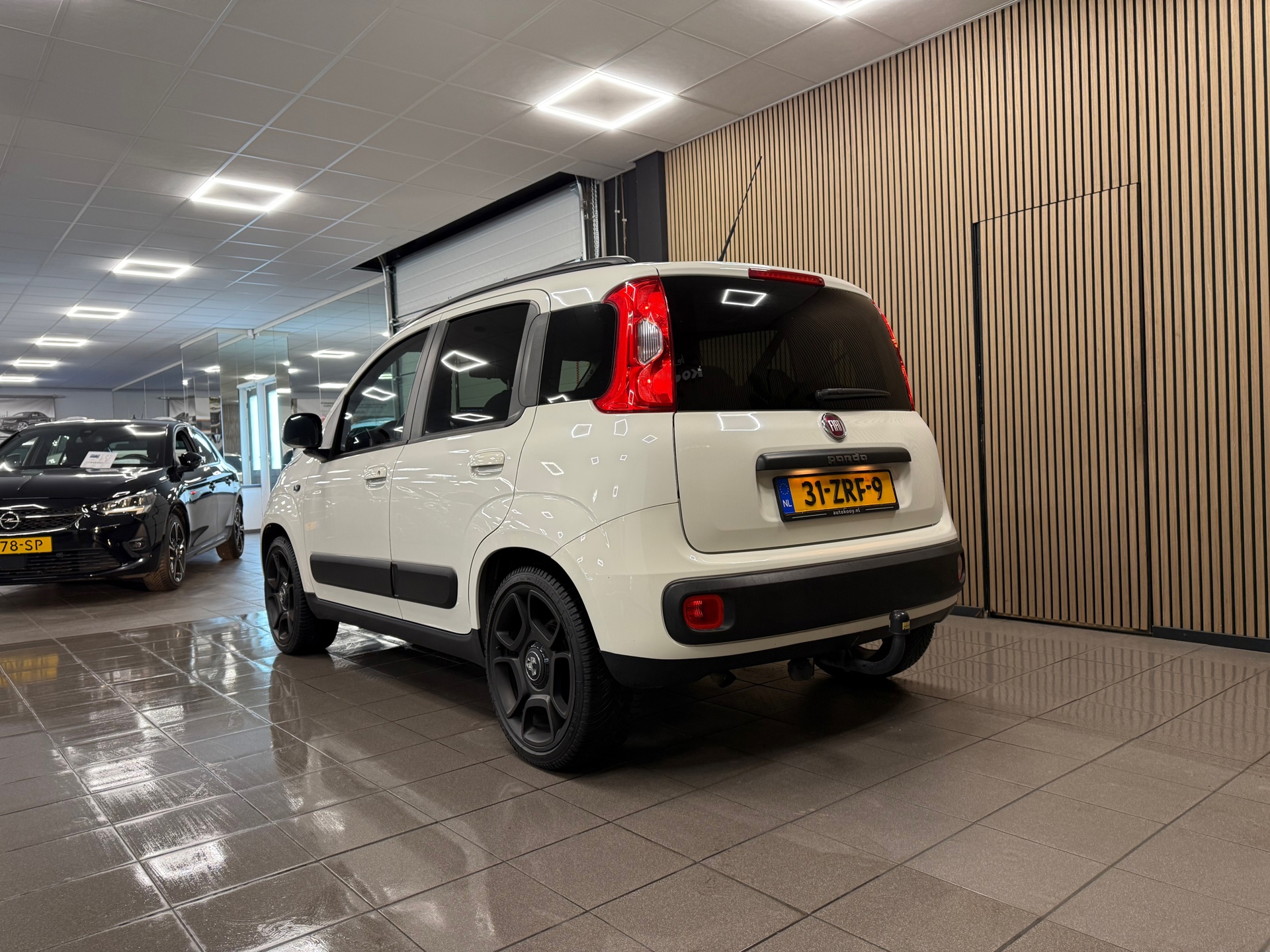 https://www.autokooy.nl//xml/images/53218482-3.JPG