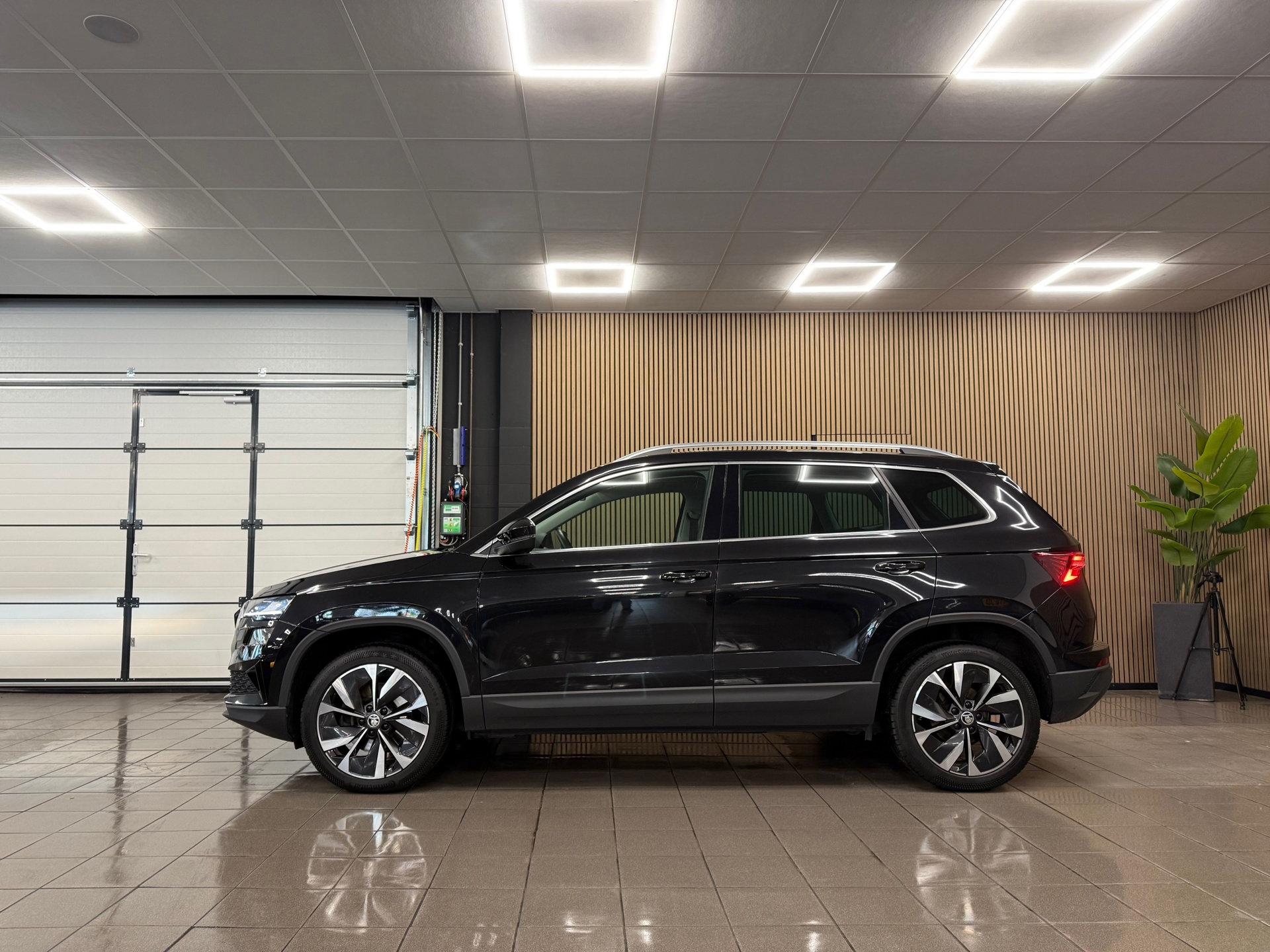 https://www.autokooy.nl//xml/images/53236838-2.JPG
