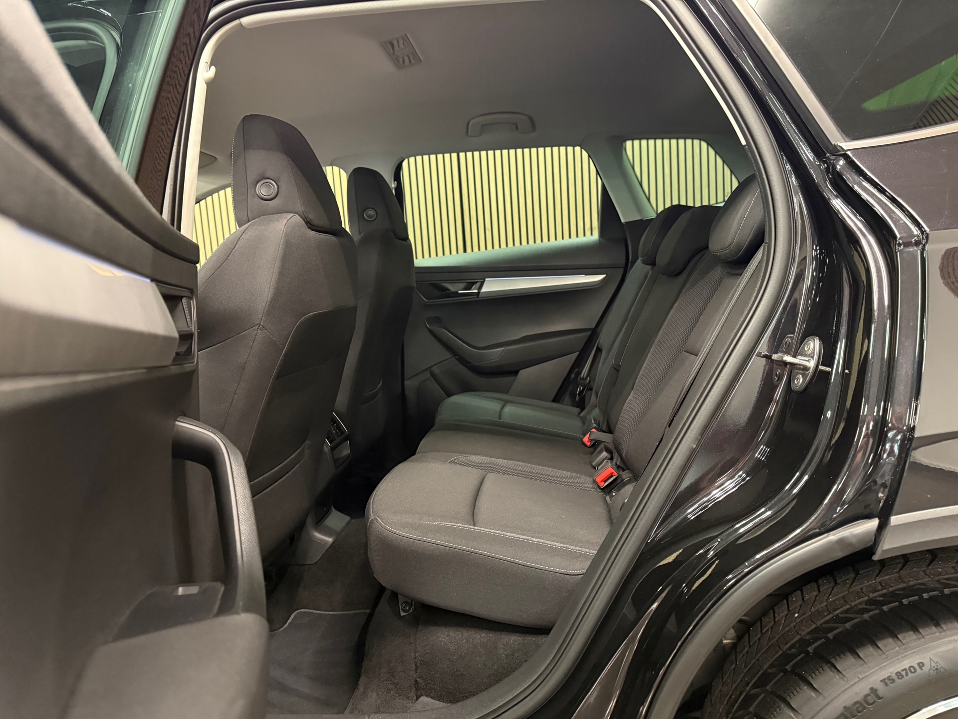 https://www.autokooy.nl//xml/images/53236838-23.JPG