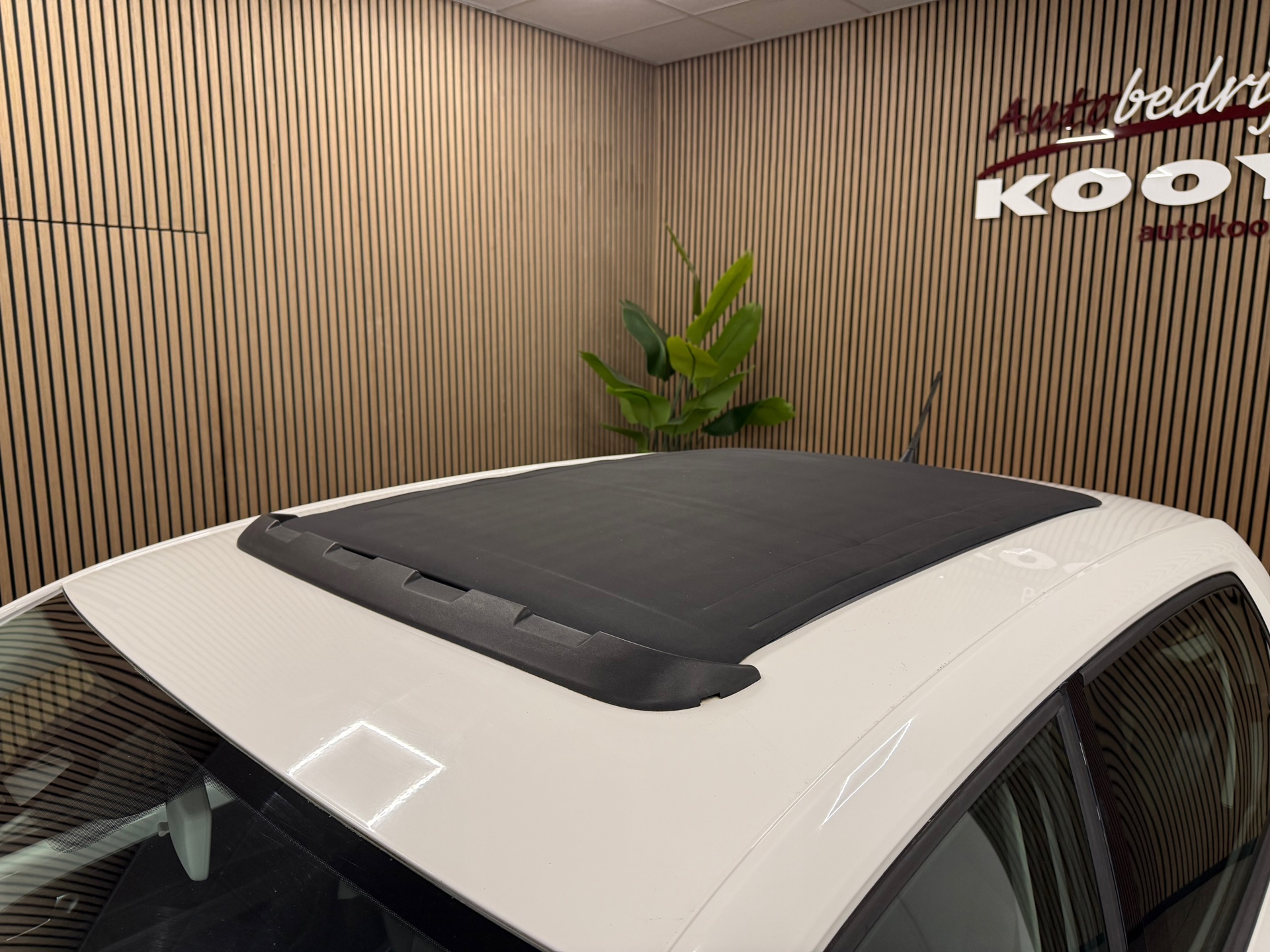 https://www.autokooy.nl//xml/images/53263004-22.JPG
