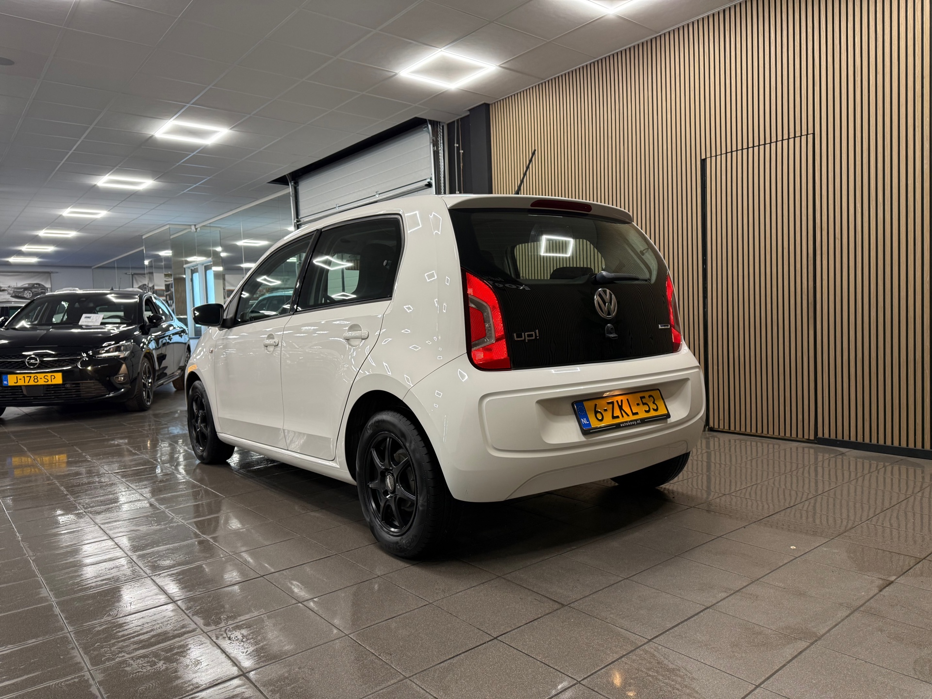 https://www.autokooy.nl//xml/images/53263004-3.JPG
