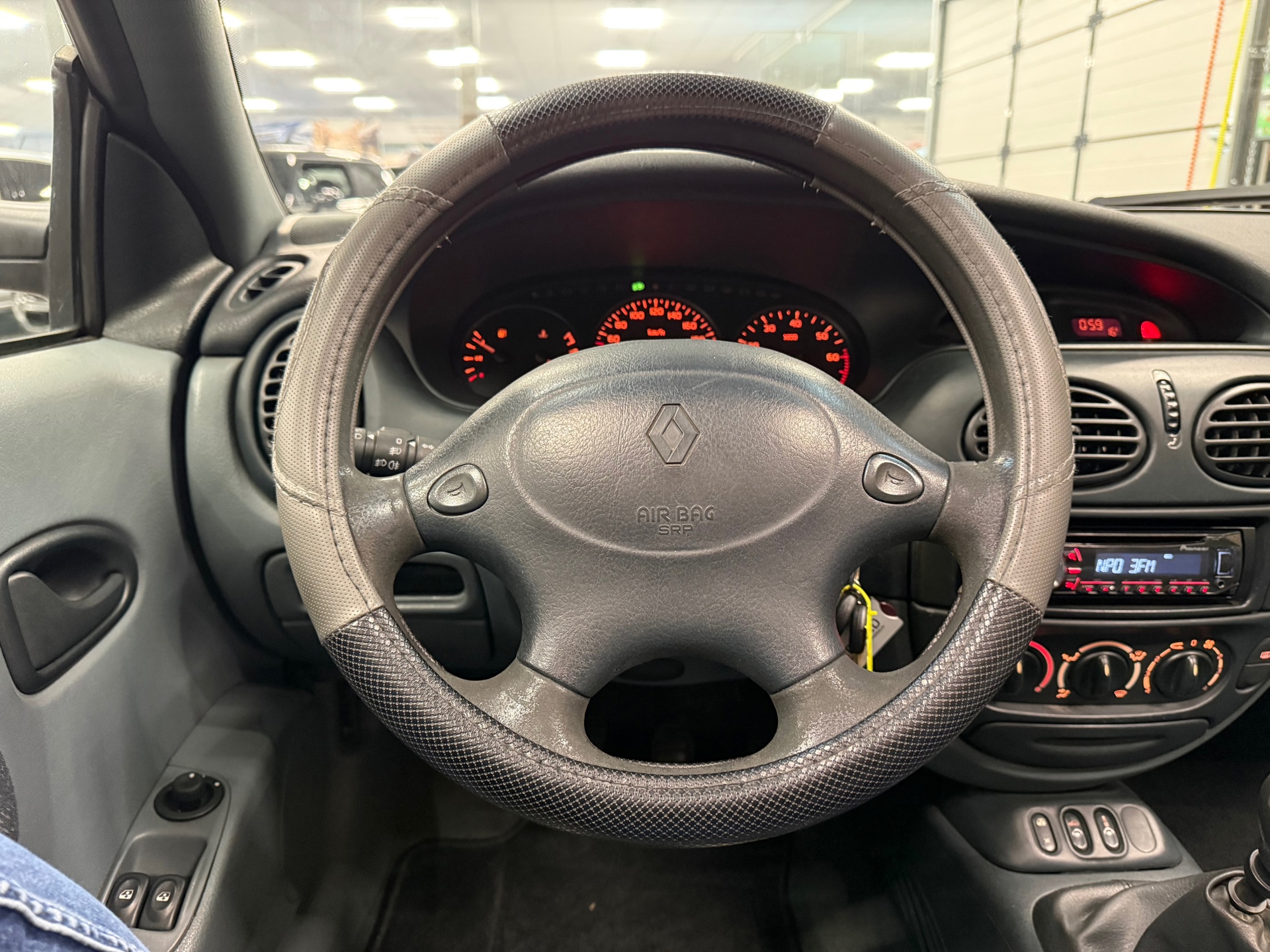 https://www.autokooy.nl//xml/images/53263145-15.JPG